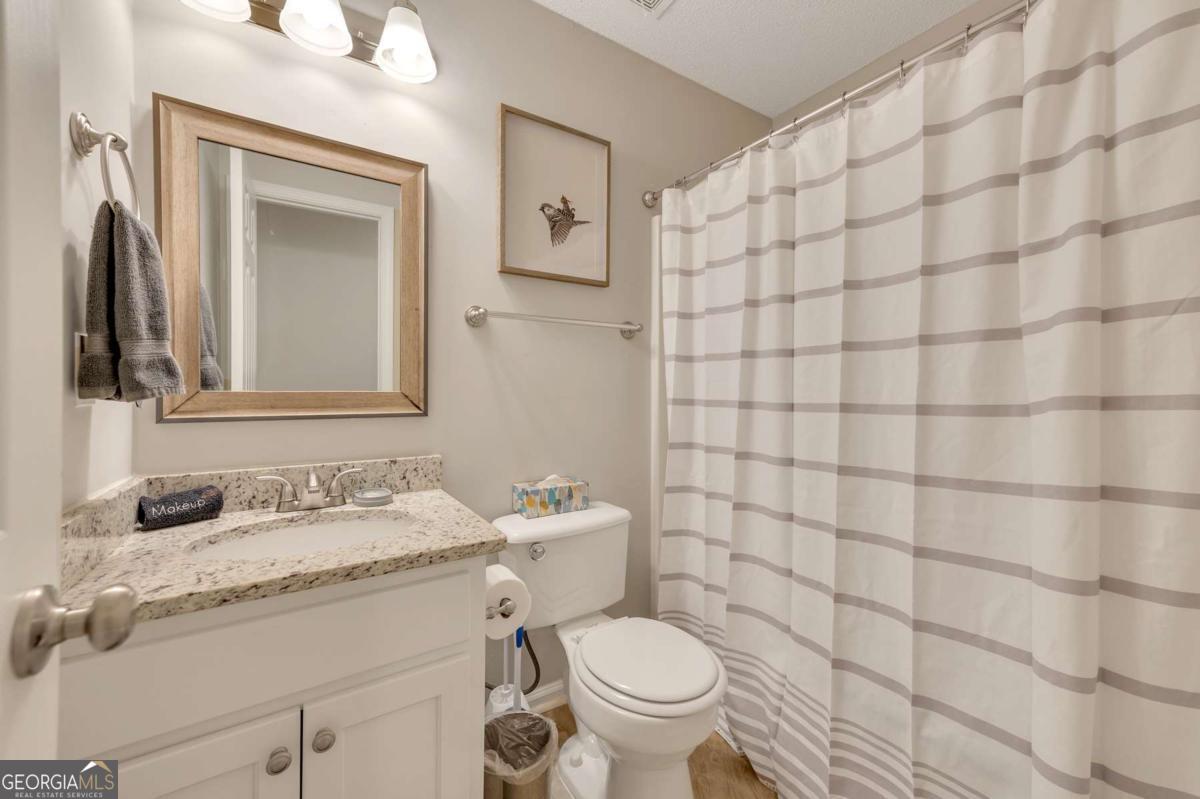 19 Moonlight Drive Se Property Photo 18