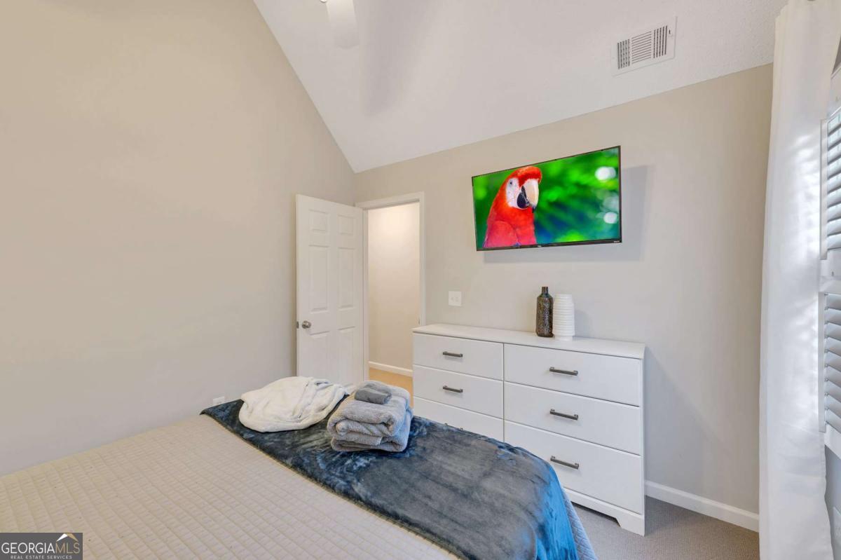 19 Moonlight Drive Se Property Photo 20