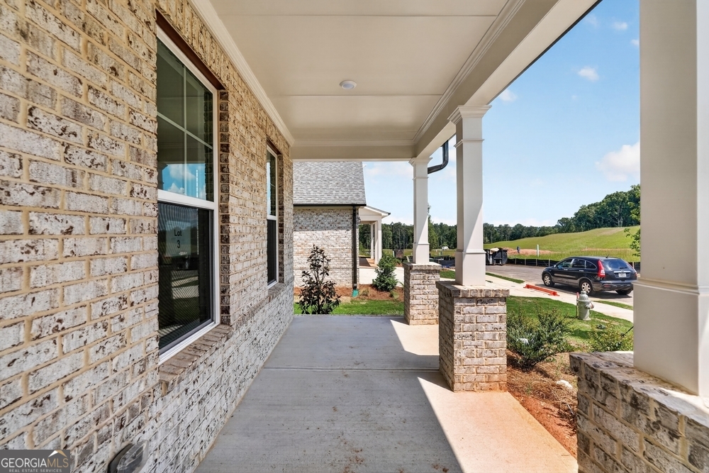 630 Nichols Farm Circle Property Photo 3