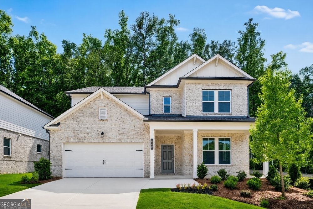 640 Nichols Farm Circle Property Photo 1