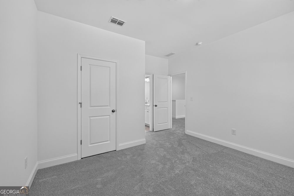 640 Nichols Farm Circle Property Photo 16