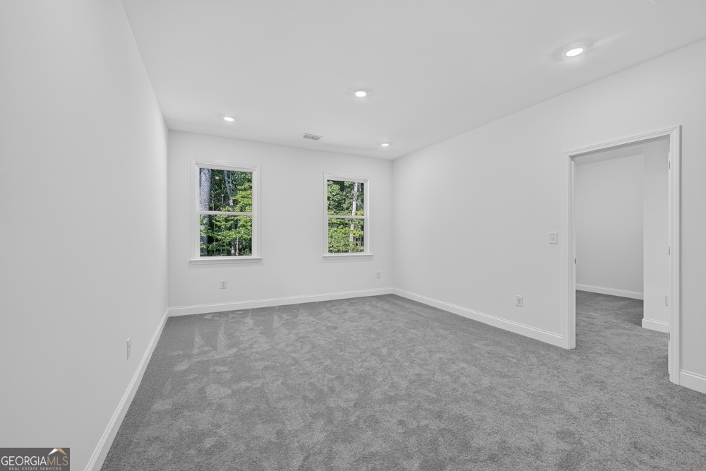 640 Nichols Farm Circle Property Photo 25