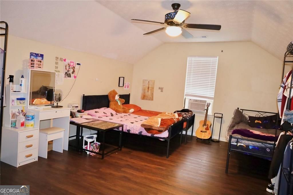 876 Ashton Oak Circle Property Photo 16