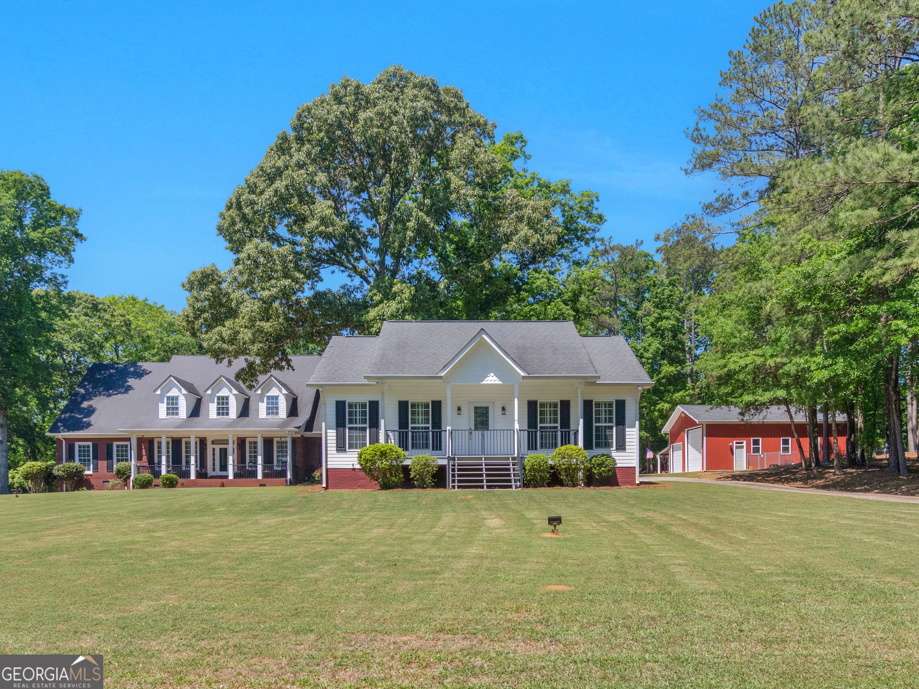 445 Patterson Road Property Photo 1