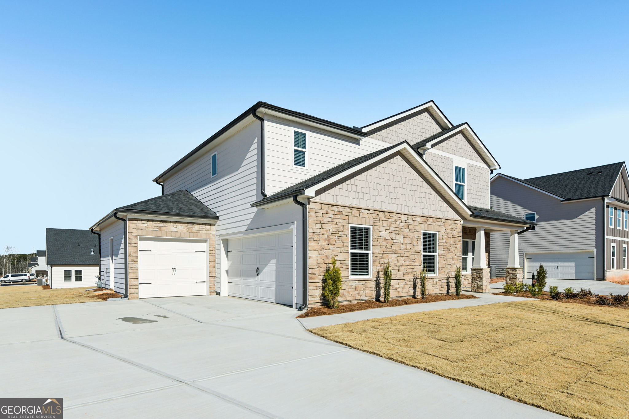 1290 Whitman Circle Property Photo 2