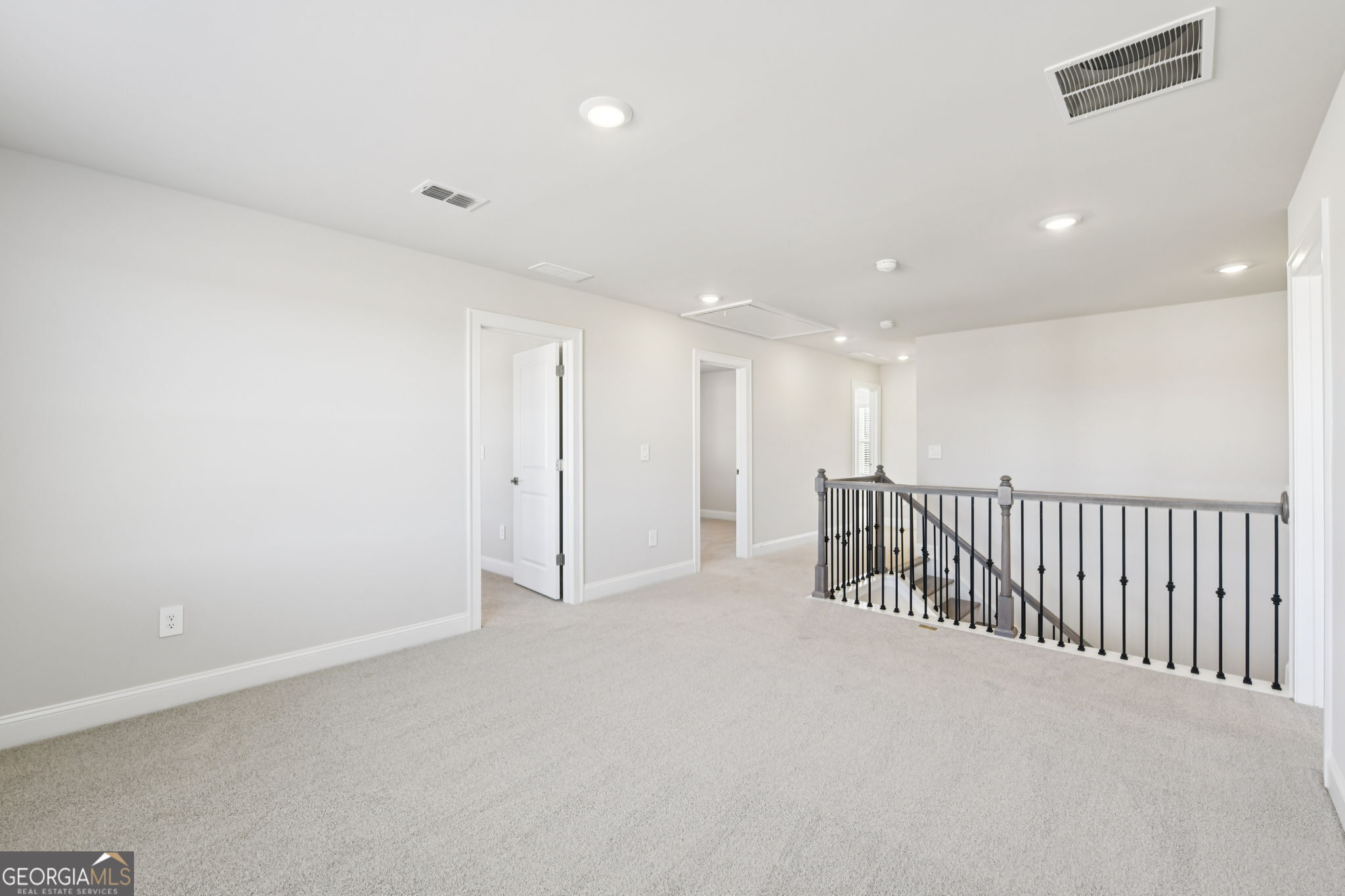 1290 Whitman Circle Property Photo 27