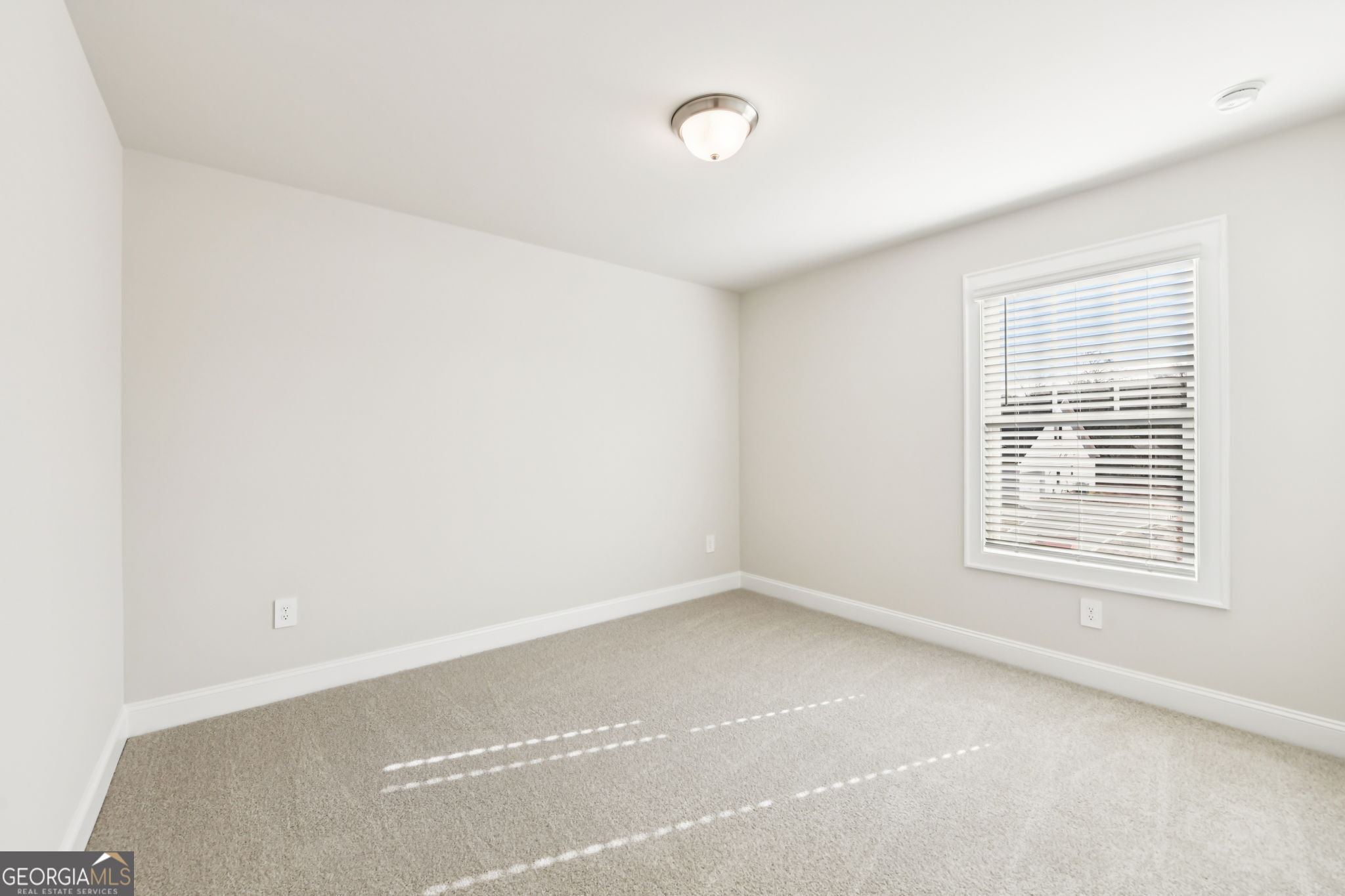 1290 Whitman Circle Property Photo 38