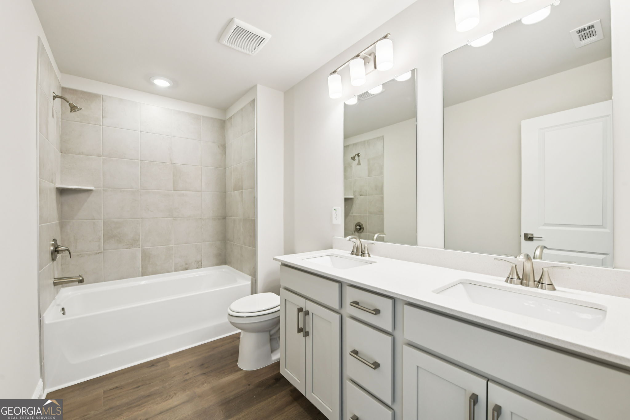 1290 Whitman Circle Property Photo 40