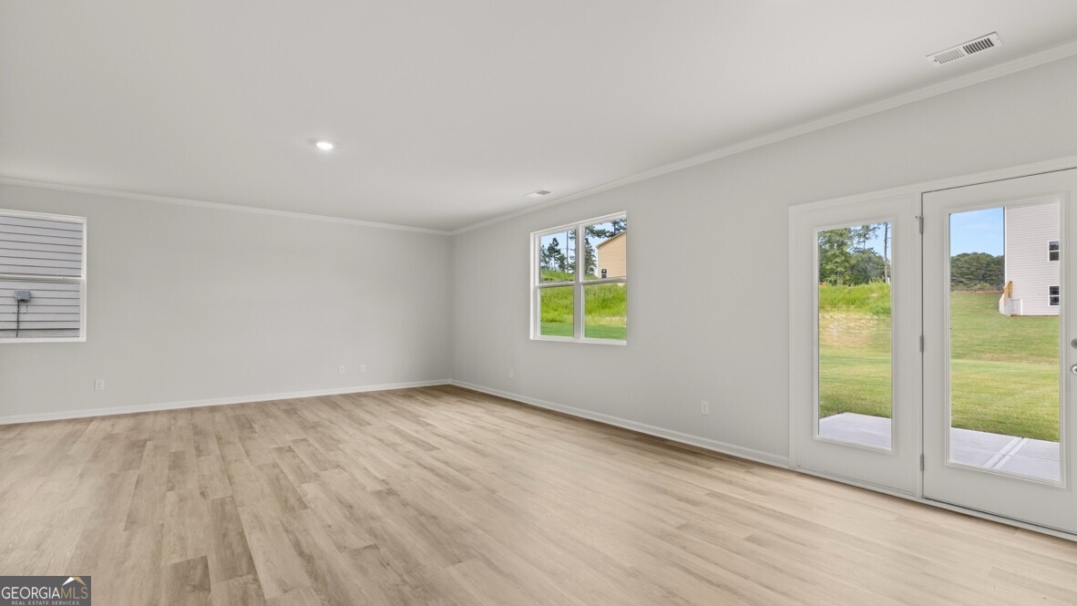 128 Crooked Lake Park Property Photo 14