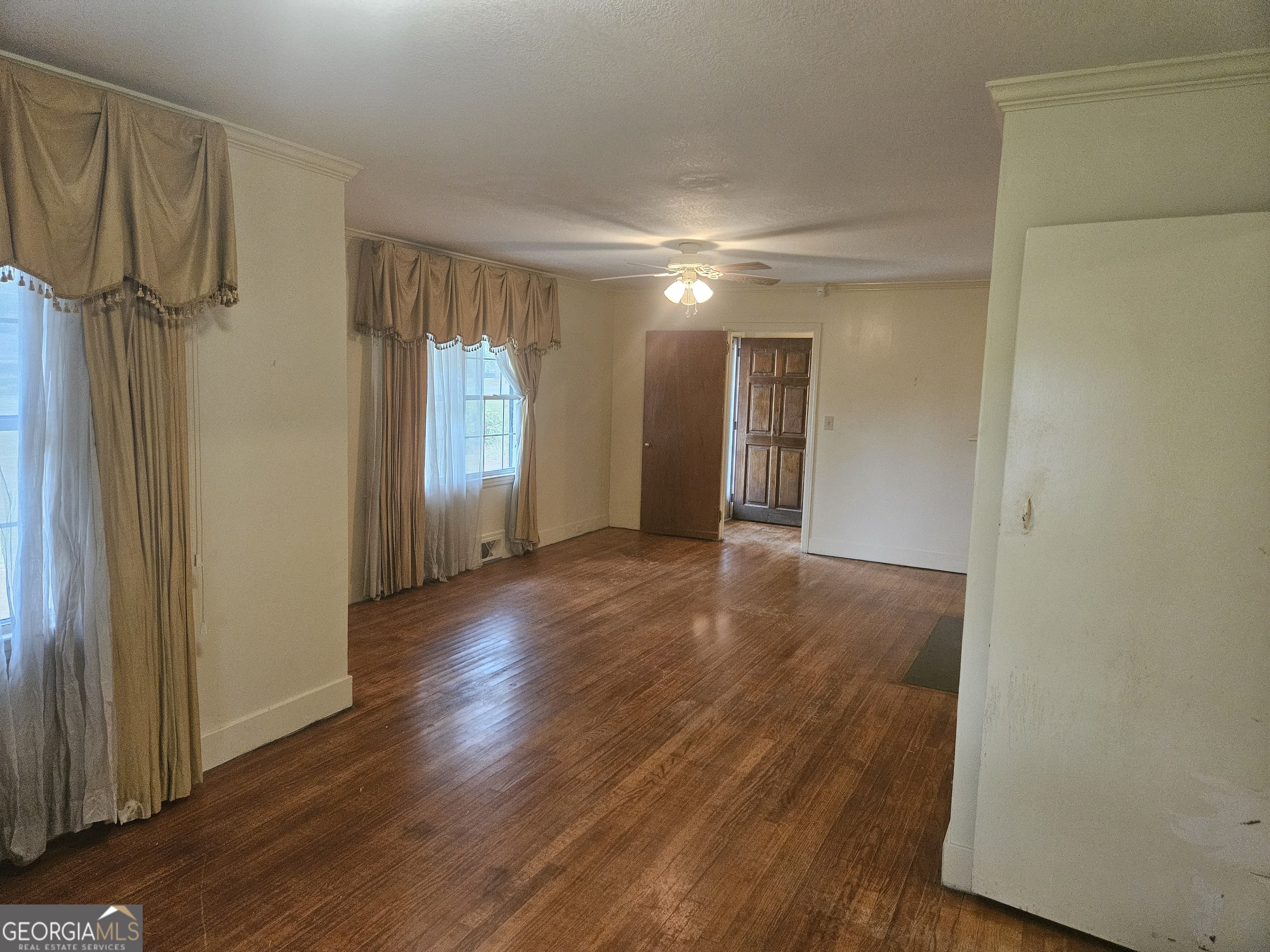 846 Harvey Street Property Photo 8