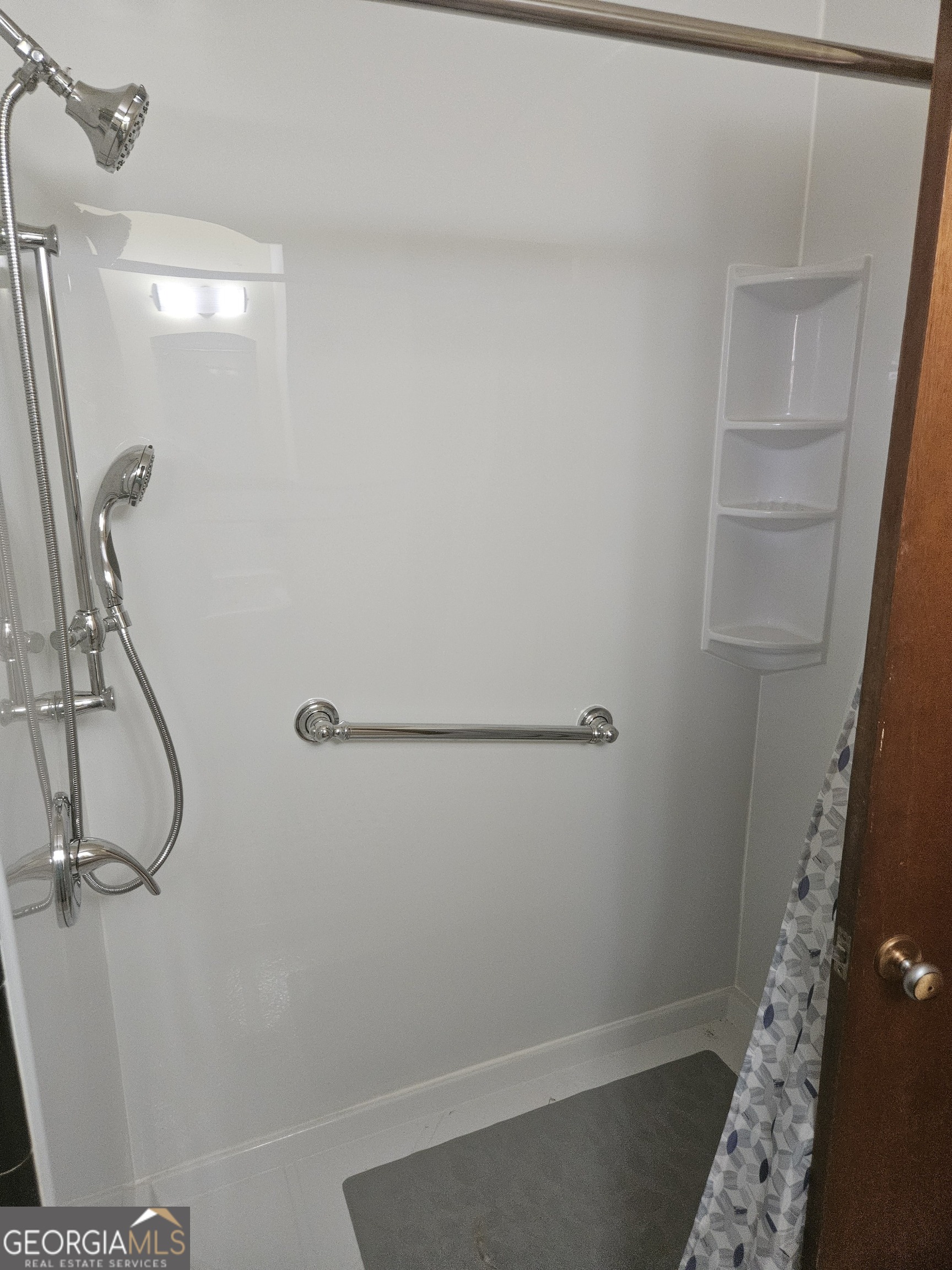 846 Harvey Street Property Photo 11