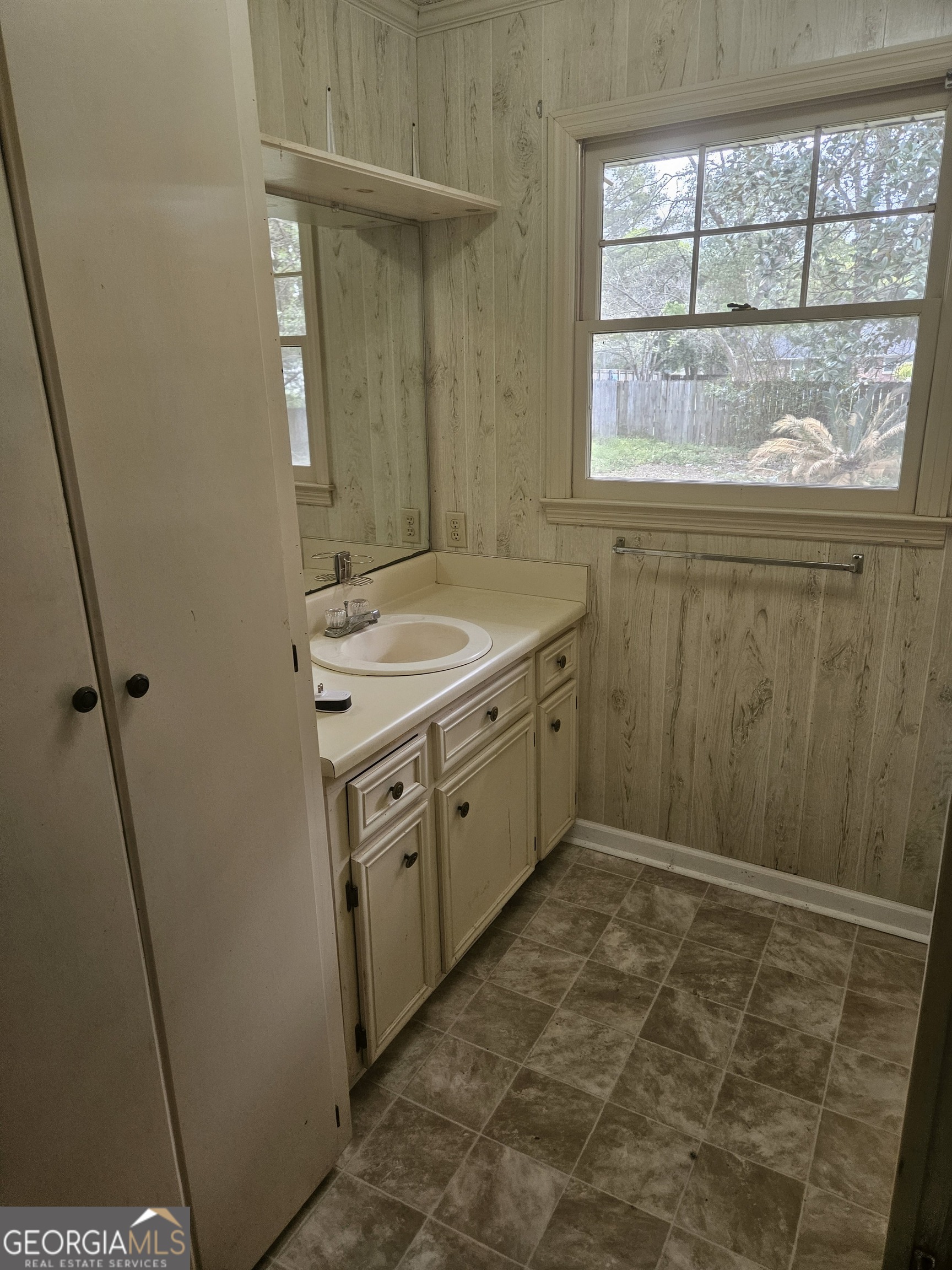 846 Harvey Street Property Photo 17