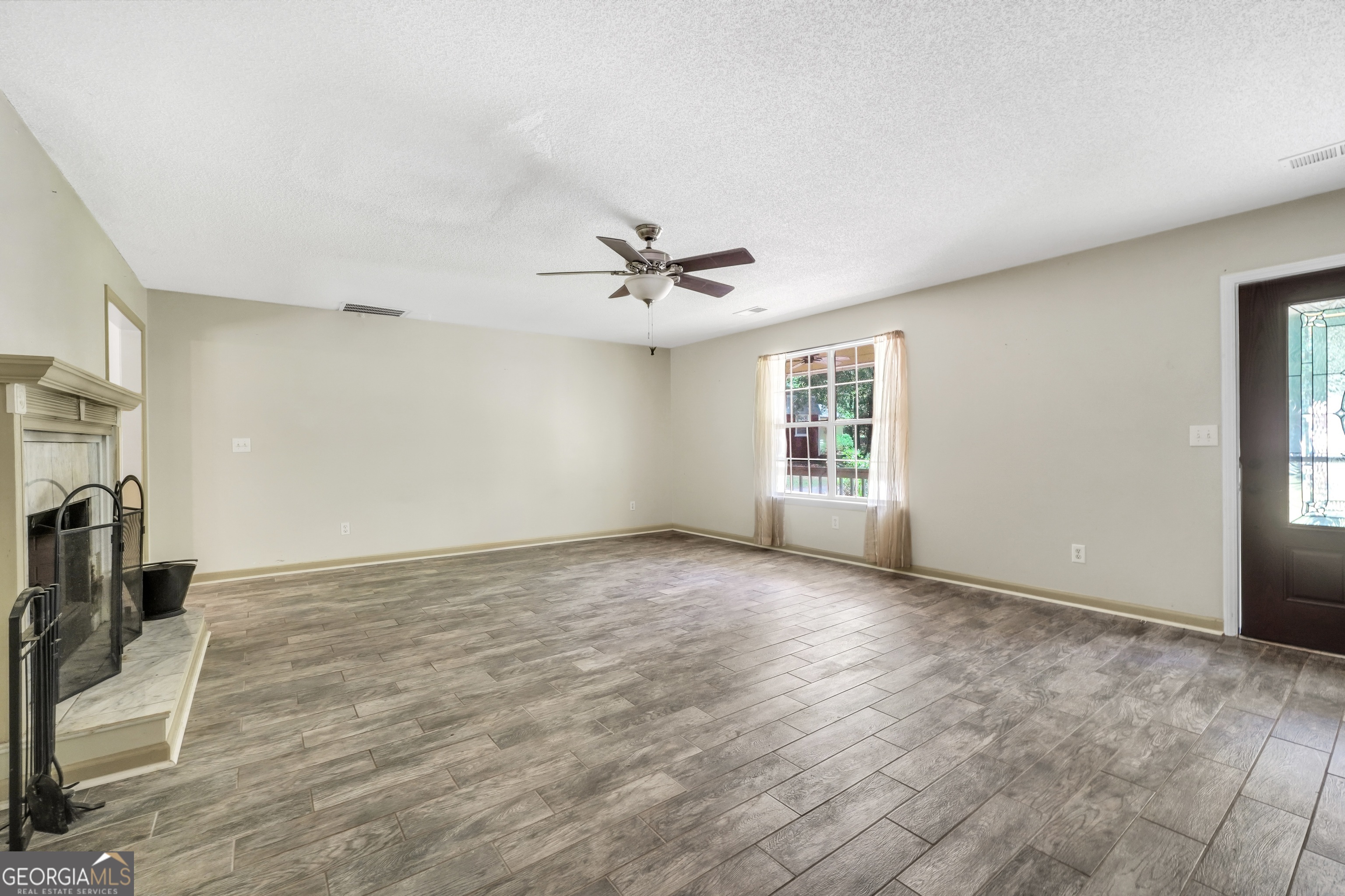 715 Concord Road Property Photo 5
