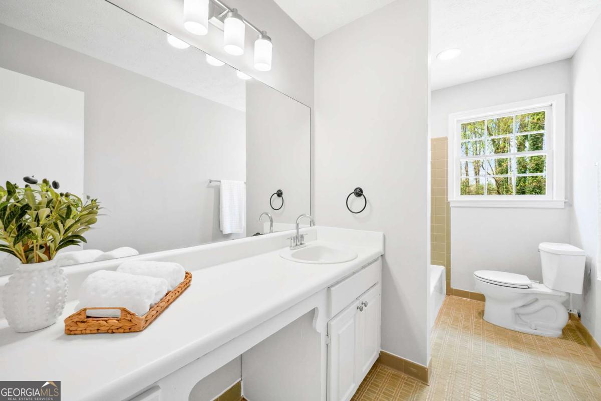 155 King David Drive Property Photo 17