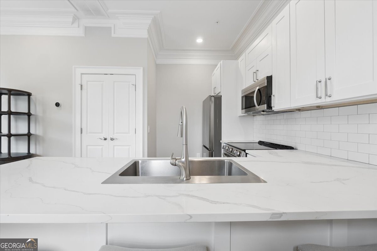 200 W Washington Street Unit A Property Photo 7