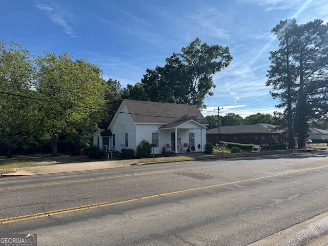 319 E Mccarty Street Property Photo 1