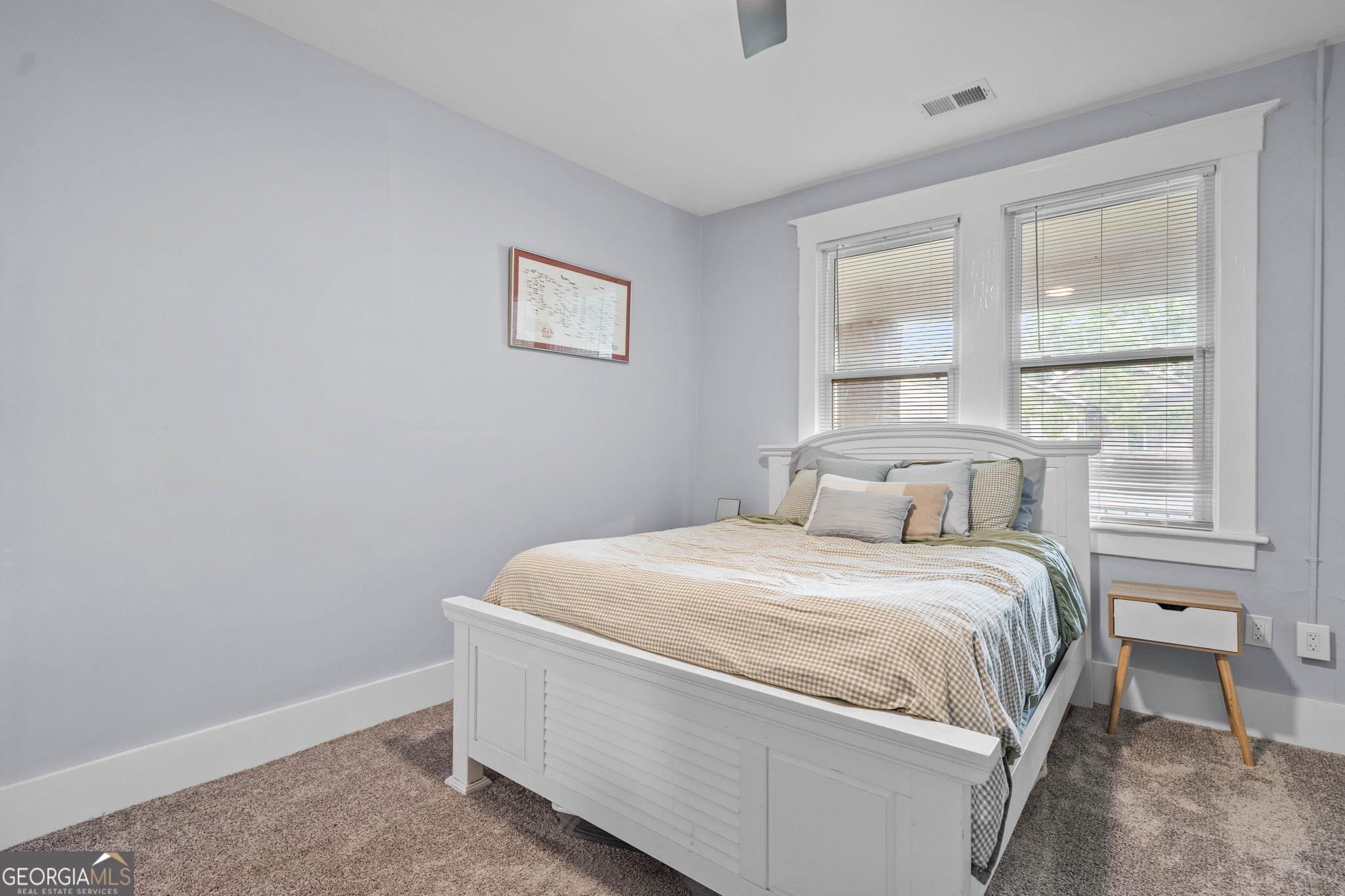 1002 W 52nd Street Property Photo 10