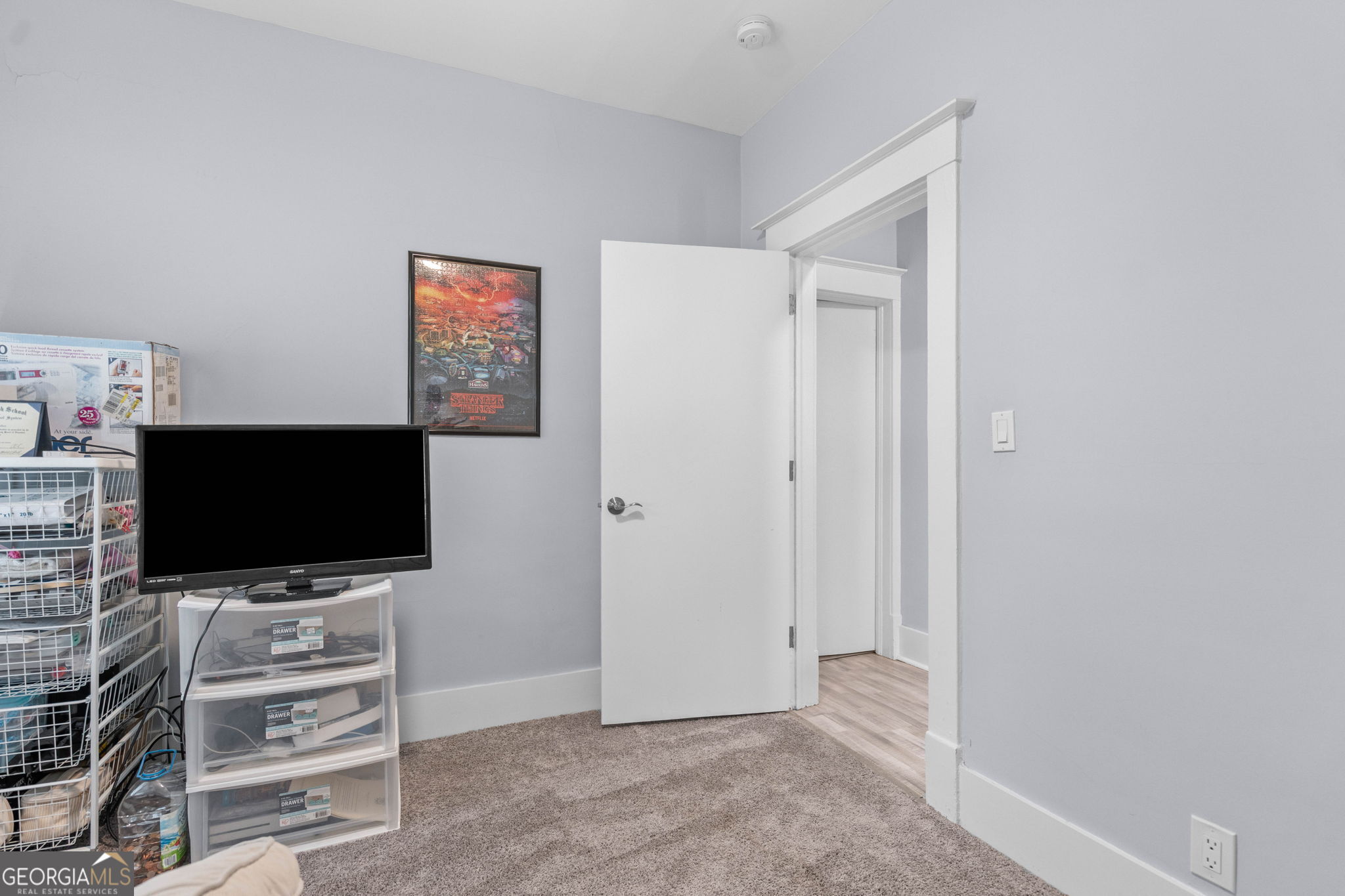 1002 W 52nd Street Property Photo 18