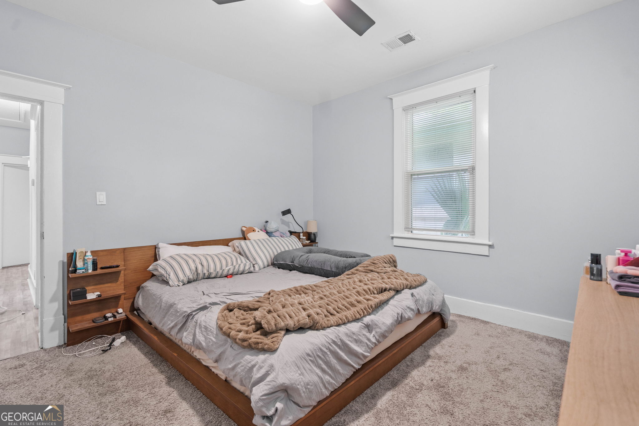 1002 W 52nd Street Property Photo 20