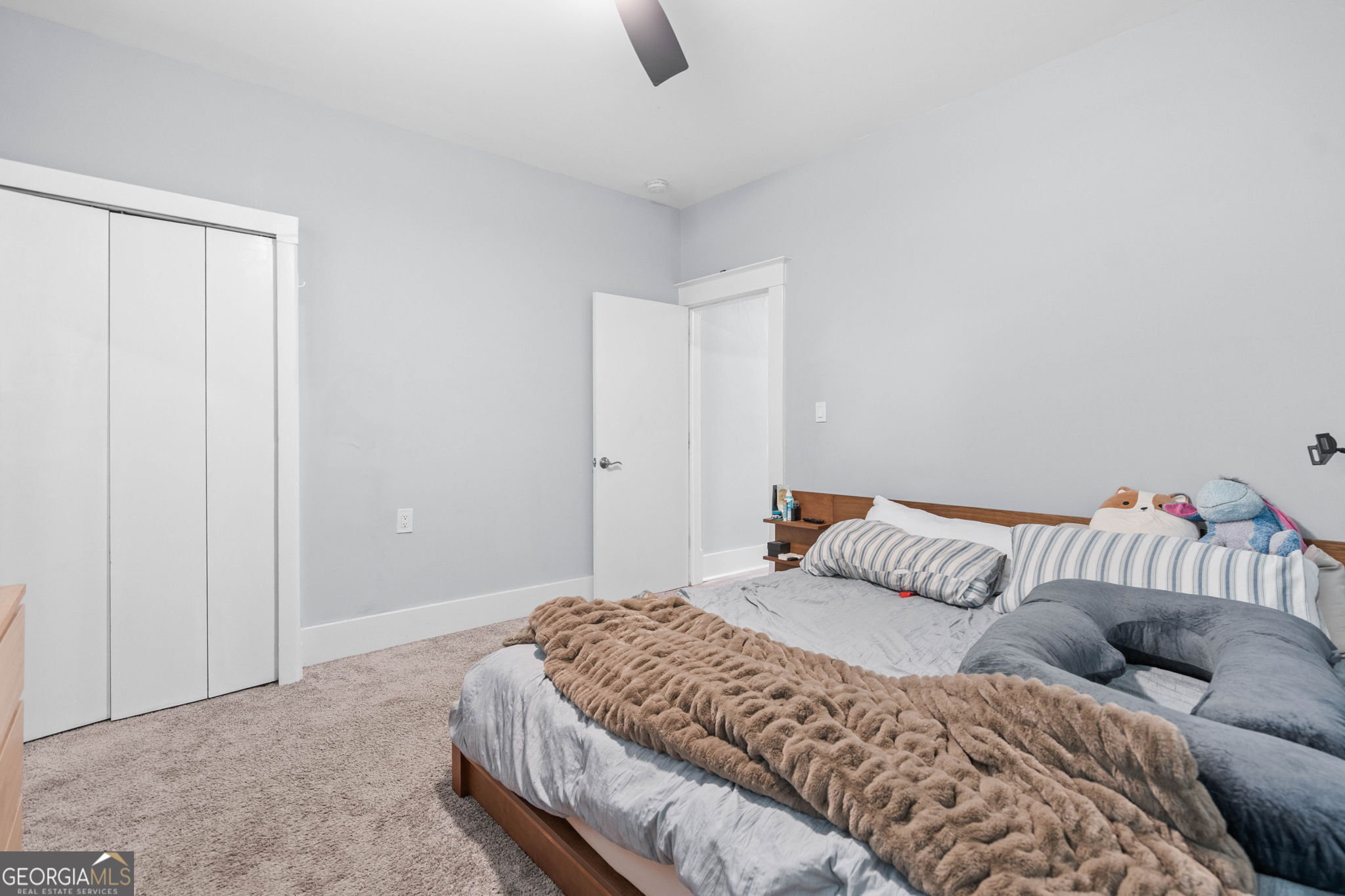 1002 W 52nd Street Property Photo 21