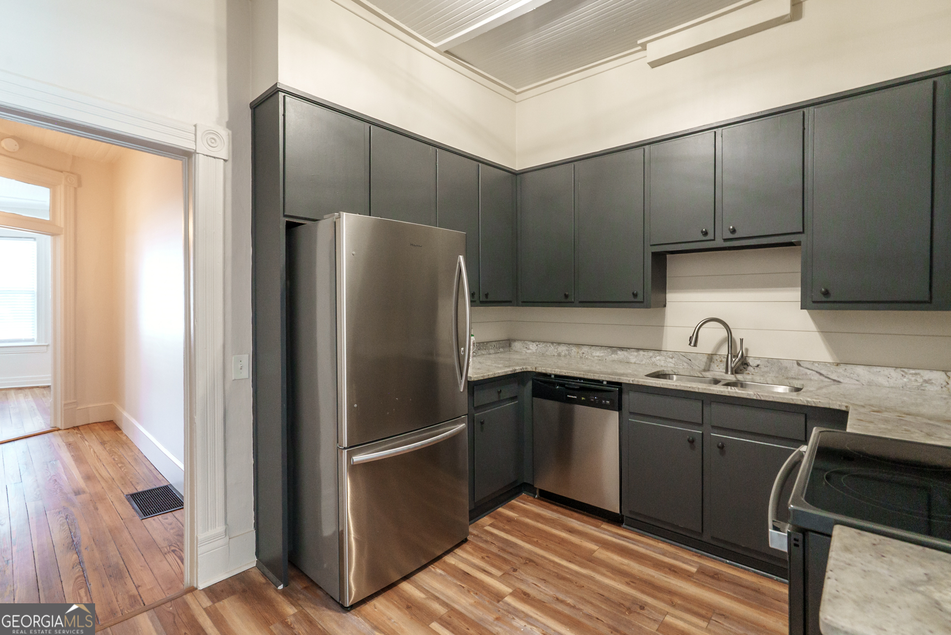 243 Boulevard # B Property Photo 15