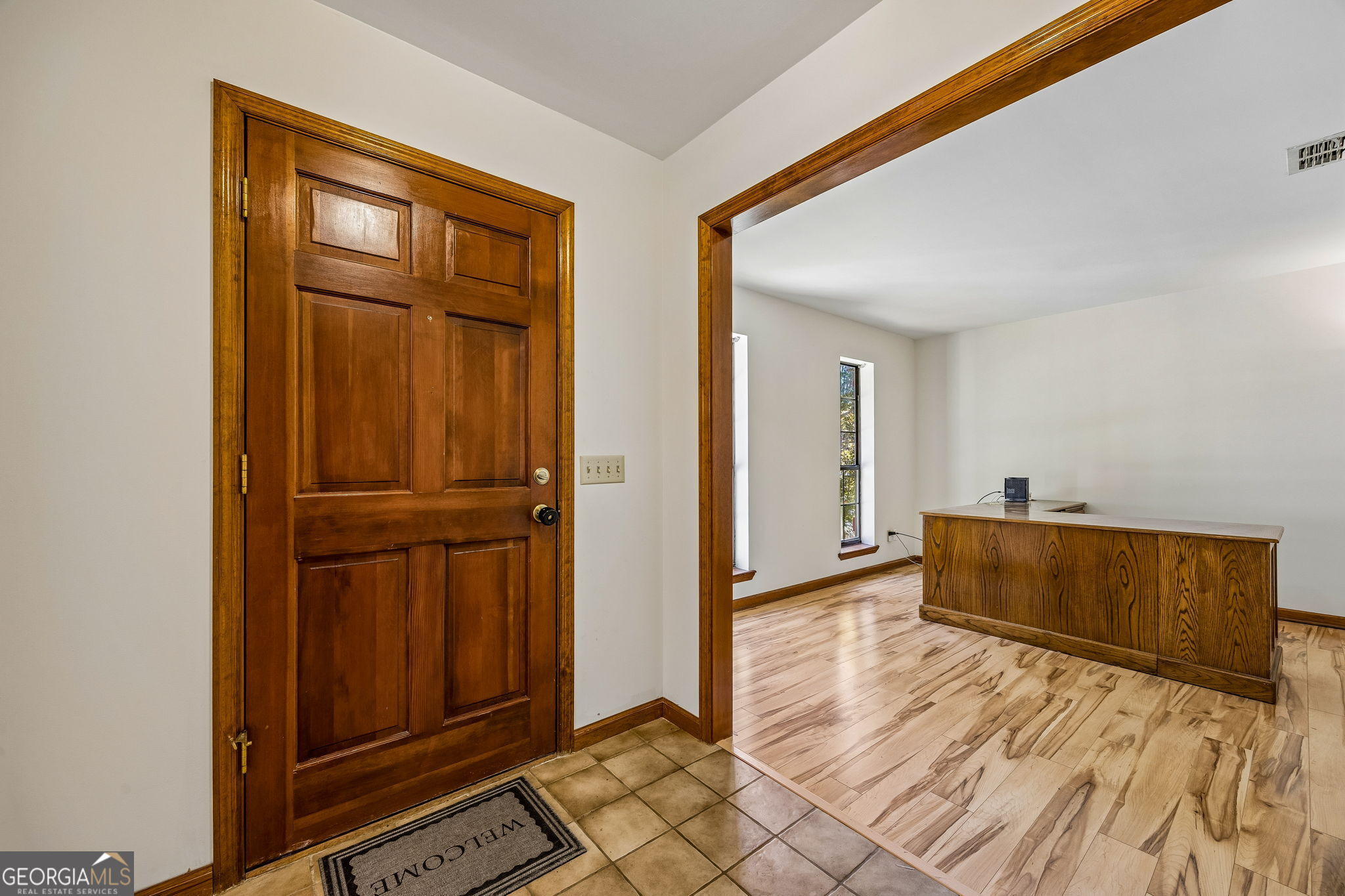 1746 Scrubby Bluff Road Property Photo 4