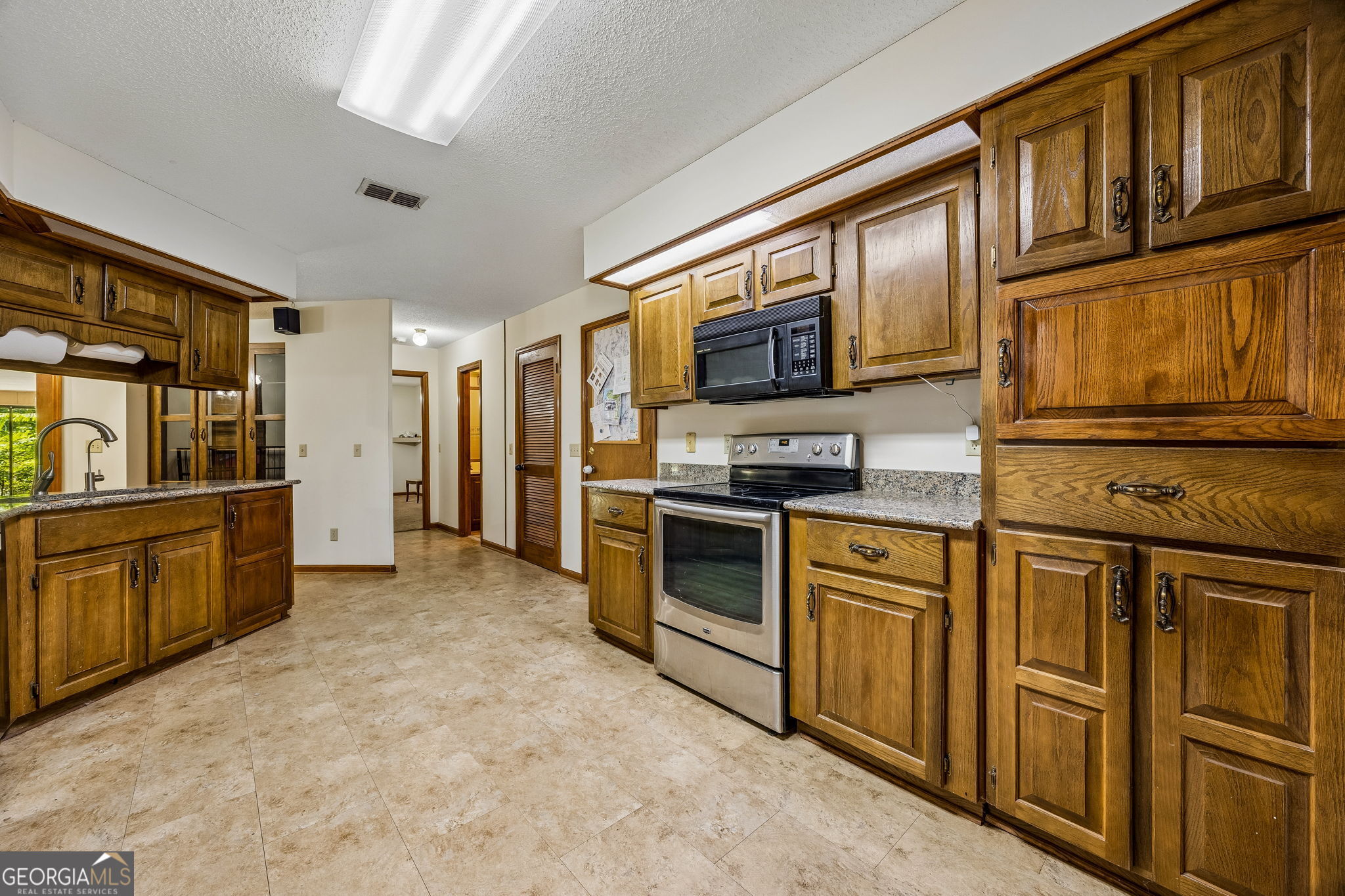 1746 Scrubby Bluff Road Property Photo 13