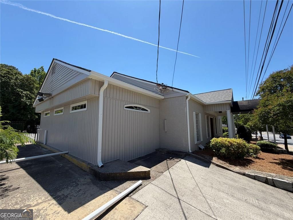 3080 Campbellton Road Sw Property Photo 5