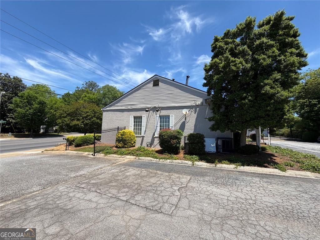 3080 Campbellton Road Sw Property Photo 7