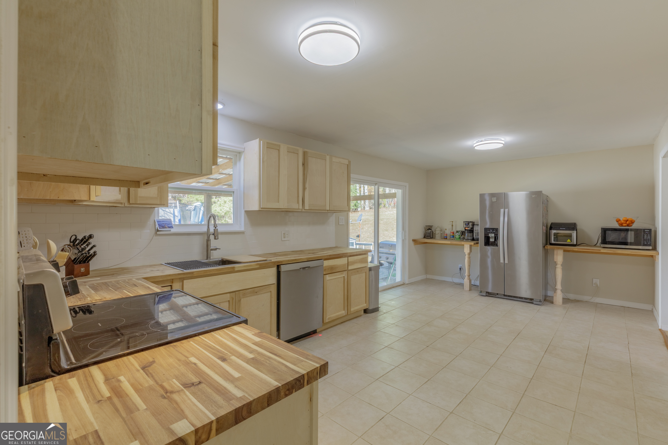 1144 Ridgeway Road Property Photo 3