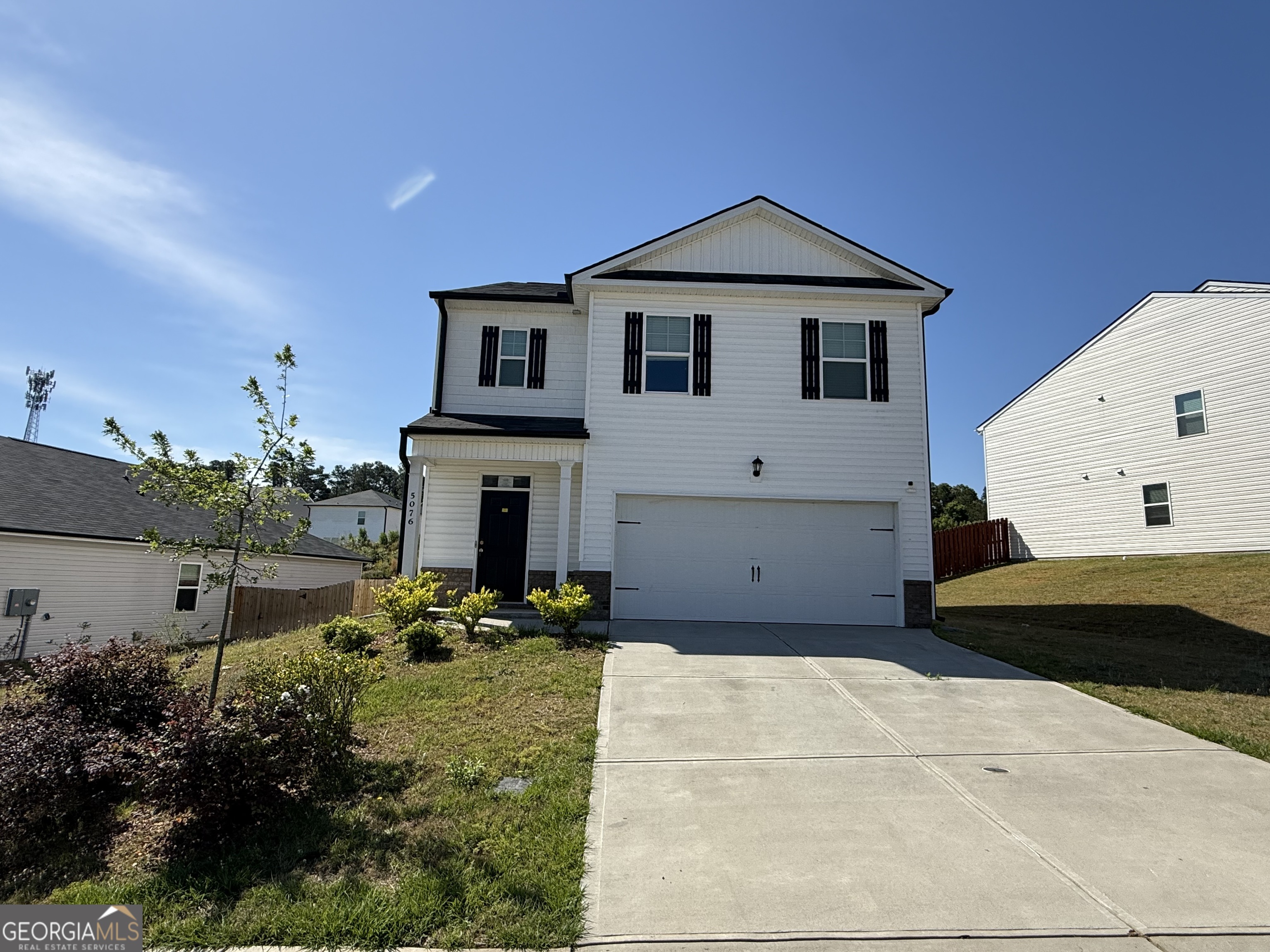 5076 Captain Drive Property Photo 1