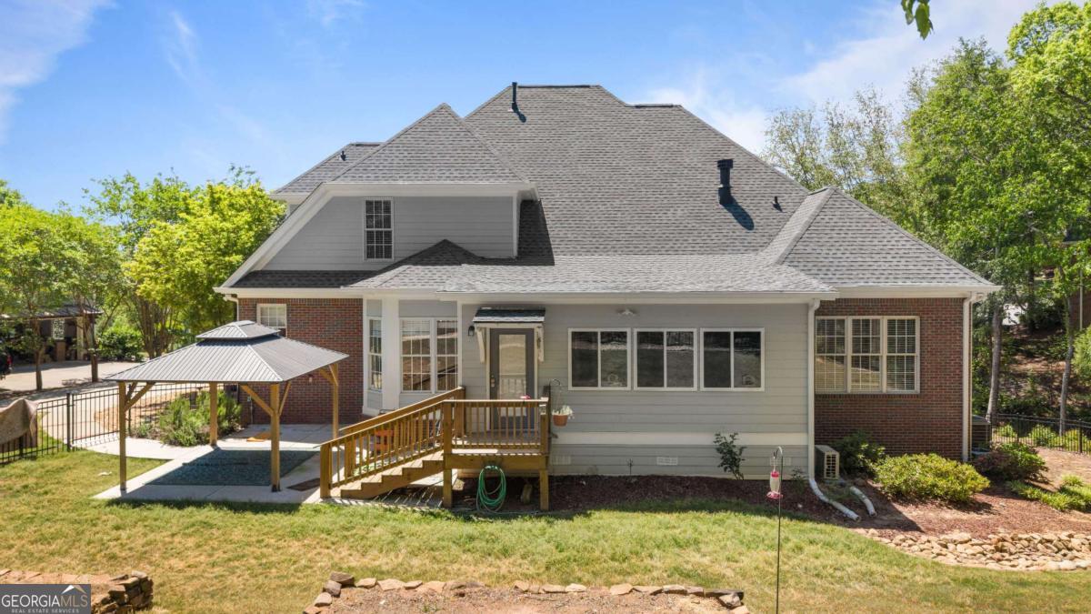 1031 Founders Lake Drive Property Photo 6