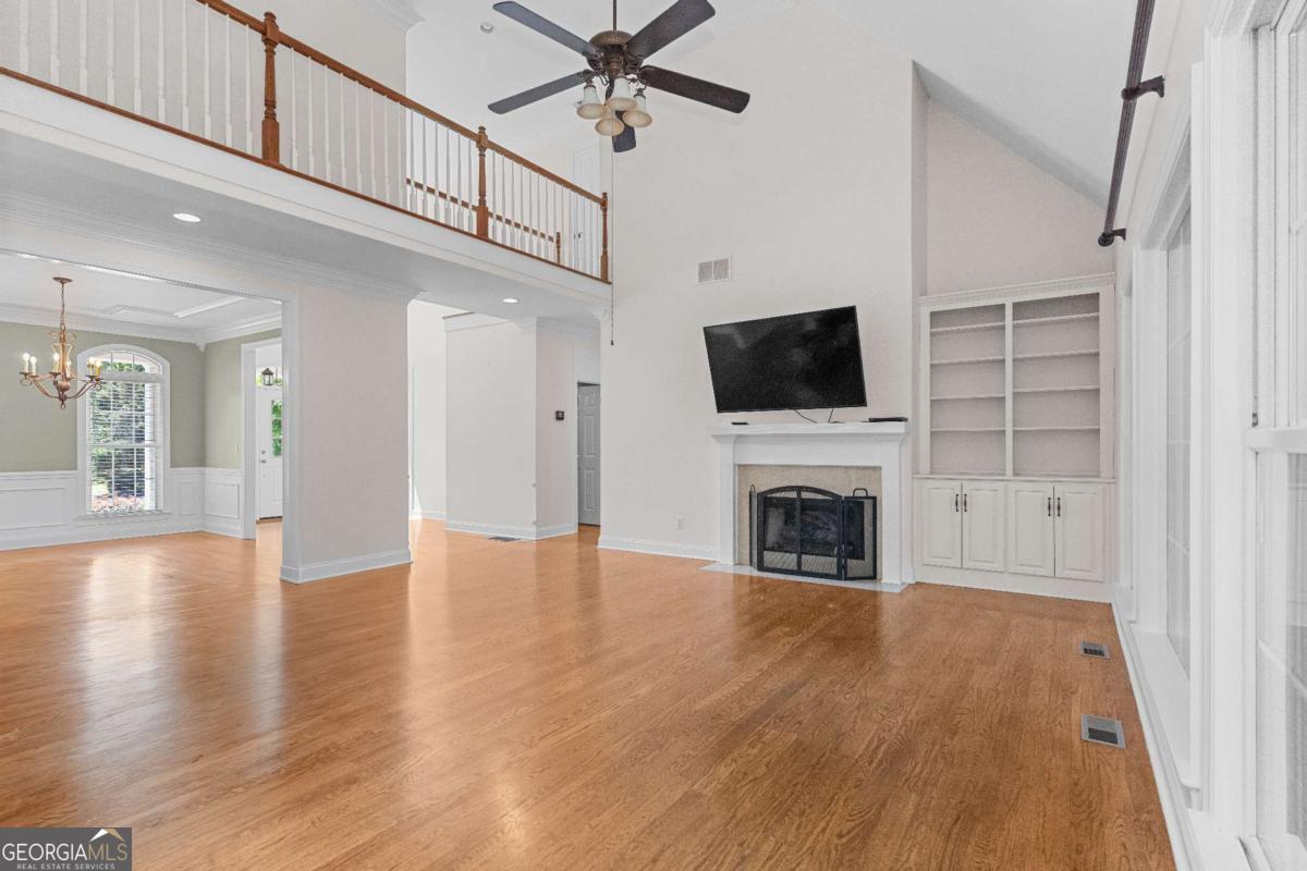 1031 Founders Lake Drive Property Photo 21