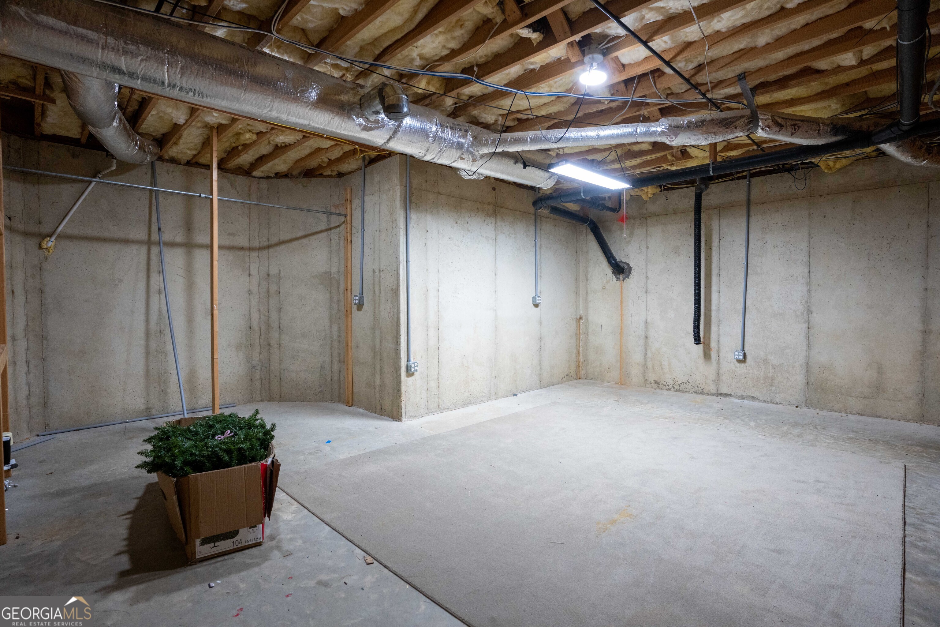 1031 Founders Lake Drive Property Photo 61