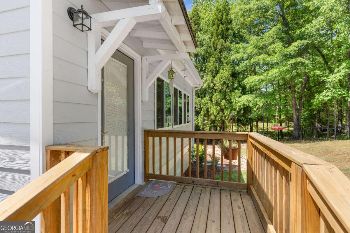 1031 Founders Lake Drive Property Photo 63