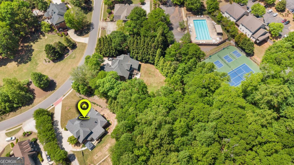 1031 Founders Lake Drive Property Photo 65