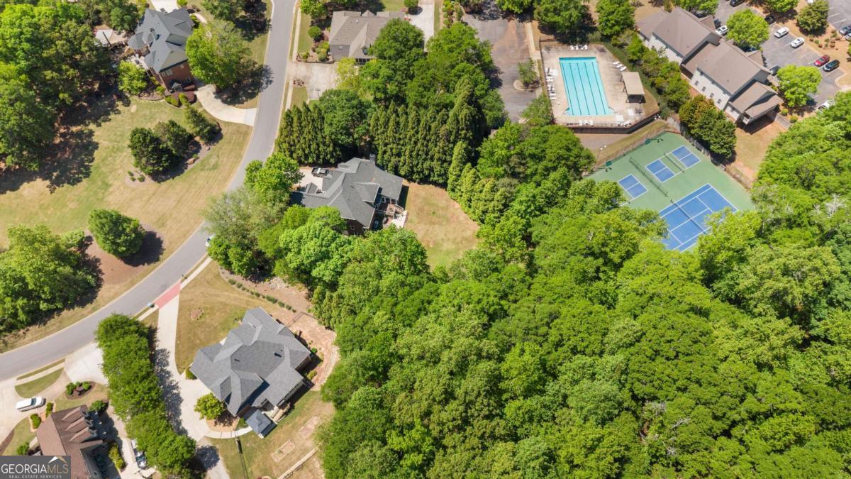 1031 Founders Lake Drive Property Photo 71