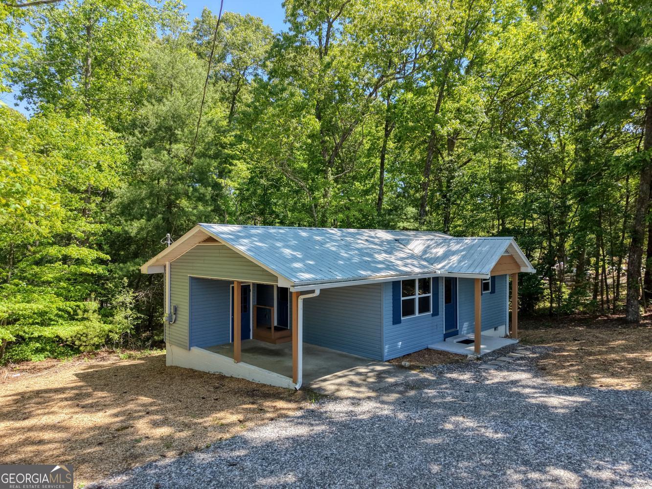 532 Sawmill Road Property Photo 6