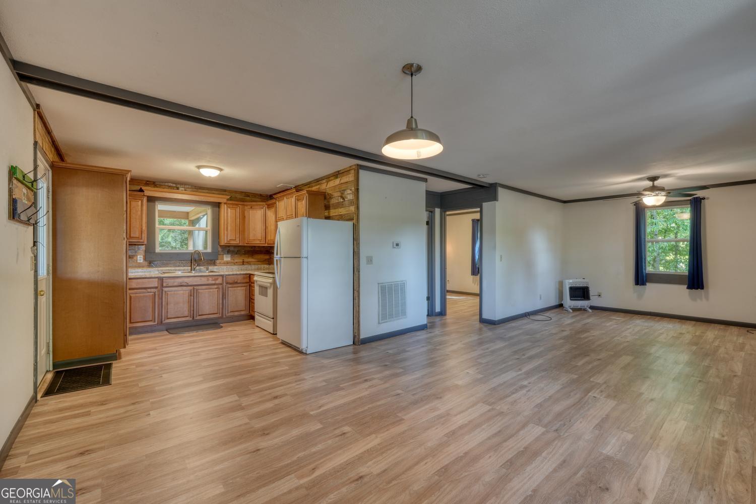 532 Sawmill Road Property Photo 11