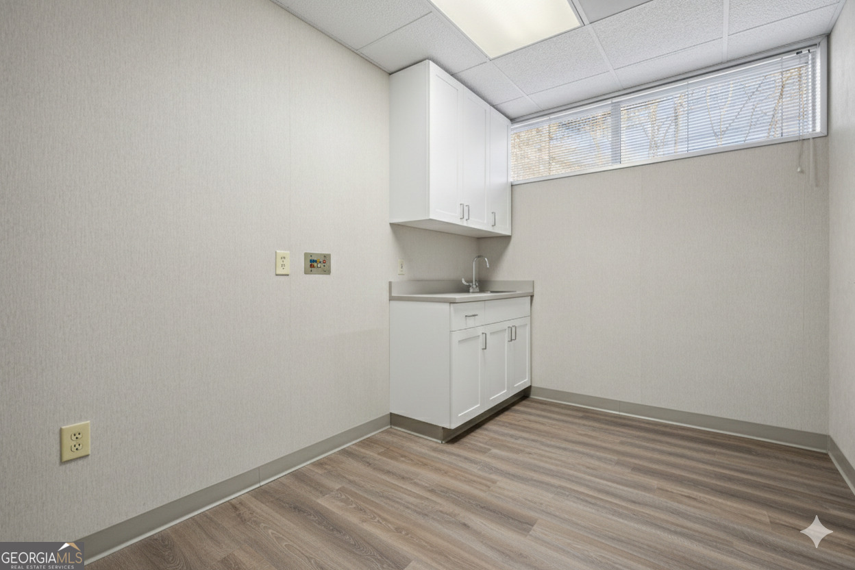 440 Hillcrest Drive Property Photo 15