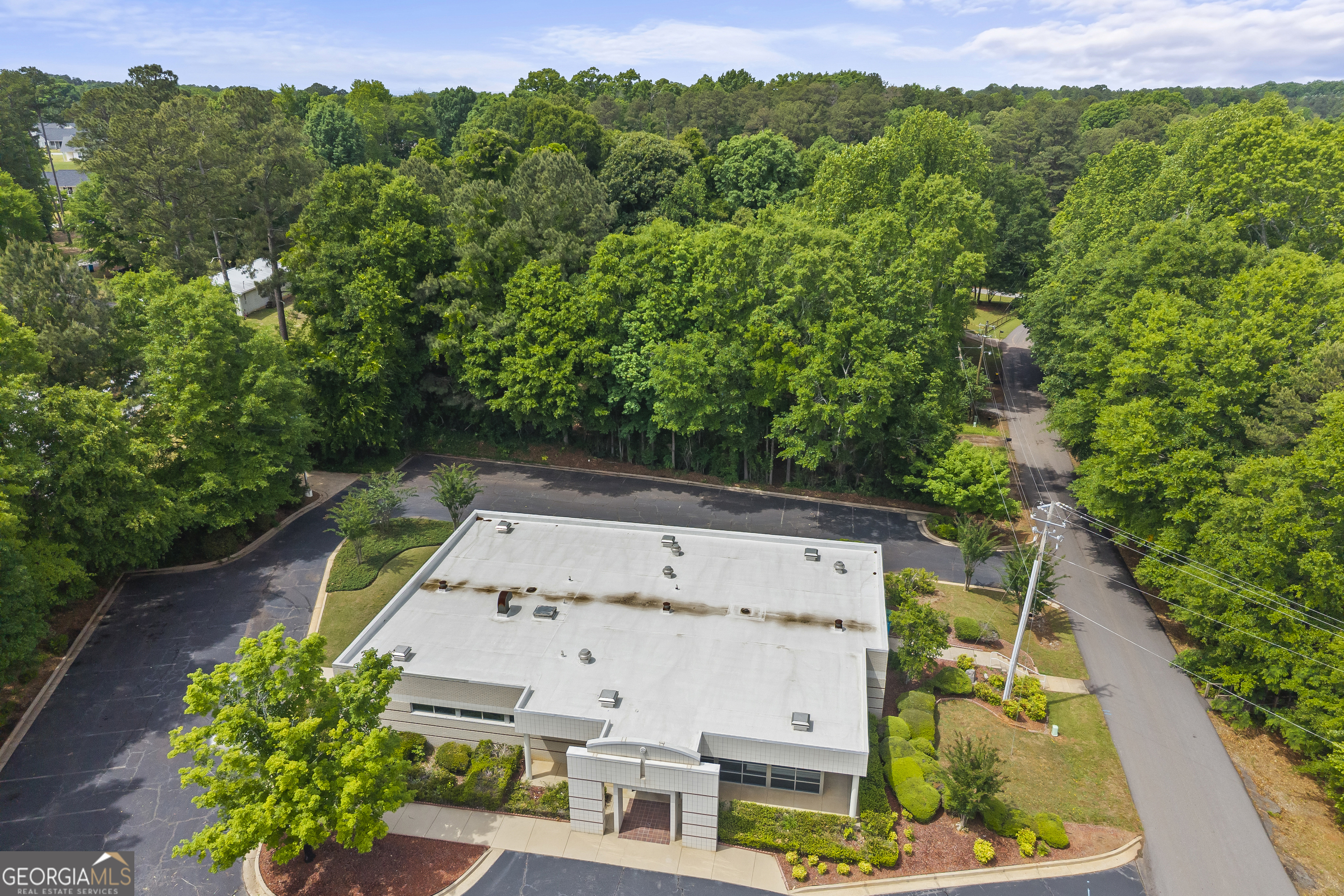 440 Hillcrest Drive Property Photo 16