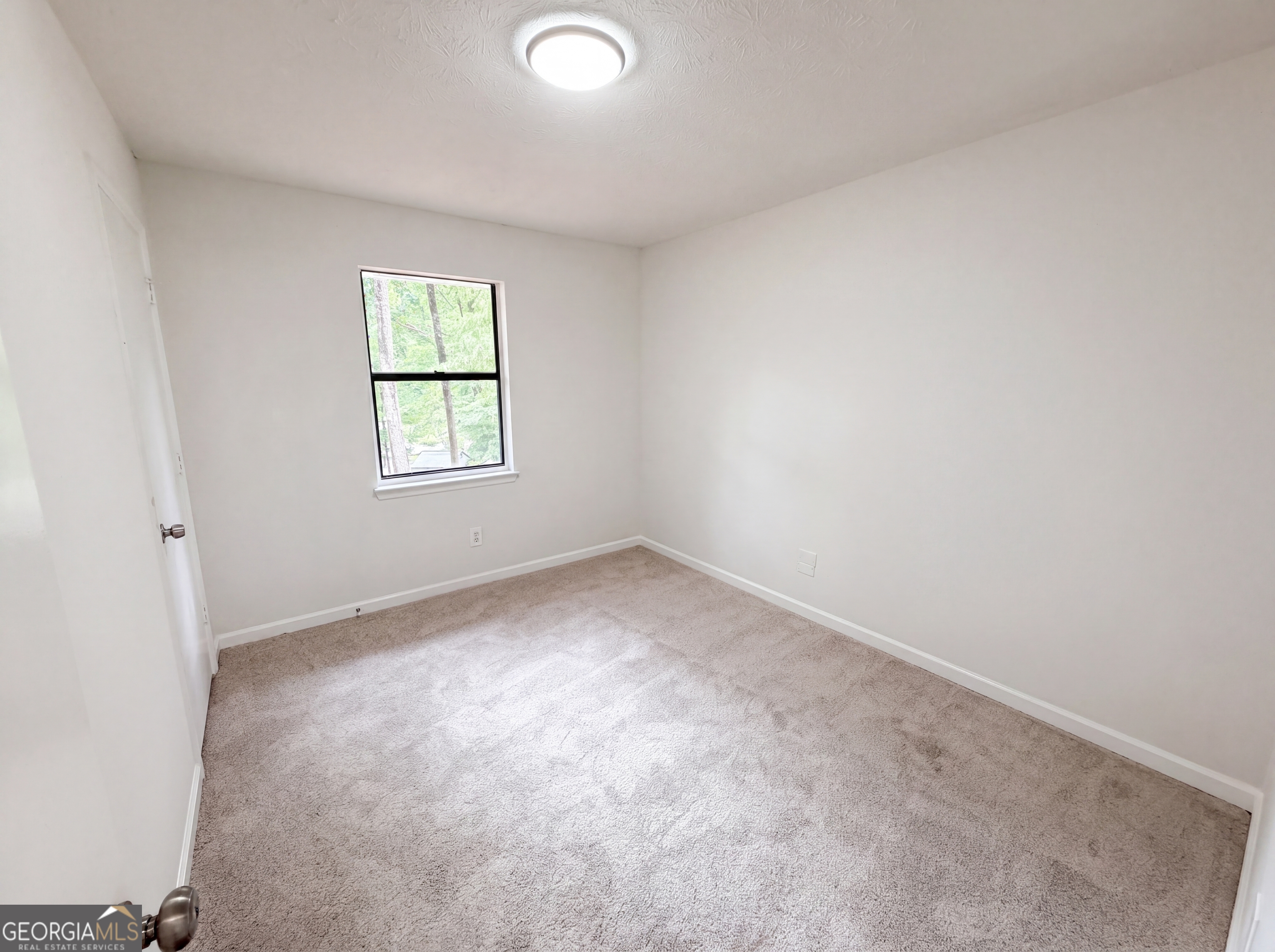 6369 Redan Square Property Photo 9