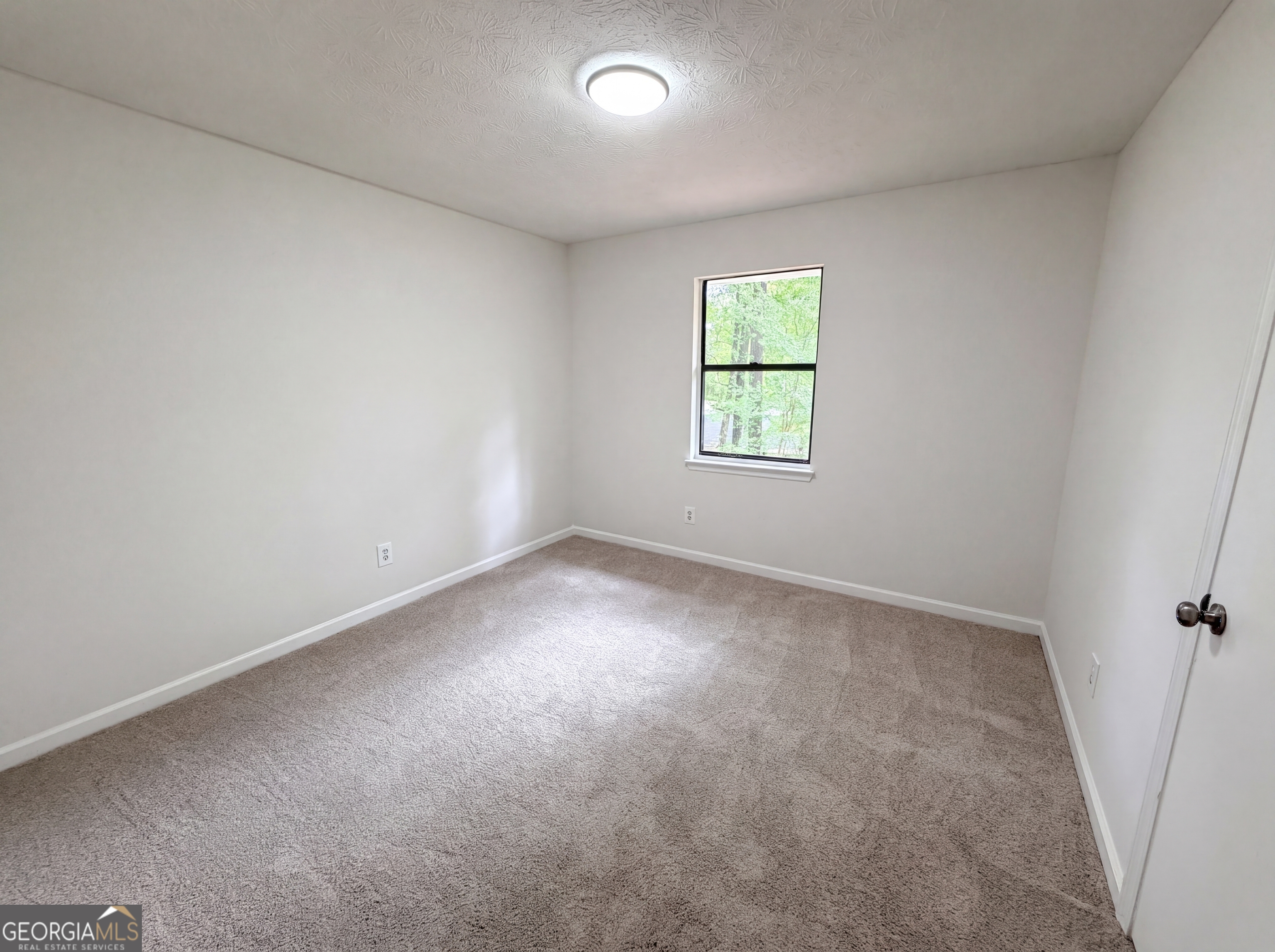6369 Redan Square Property Photo 11