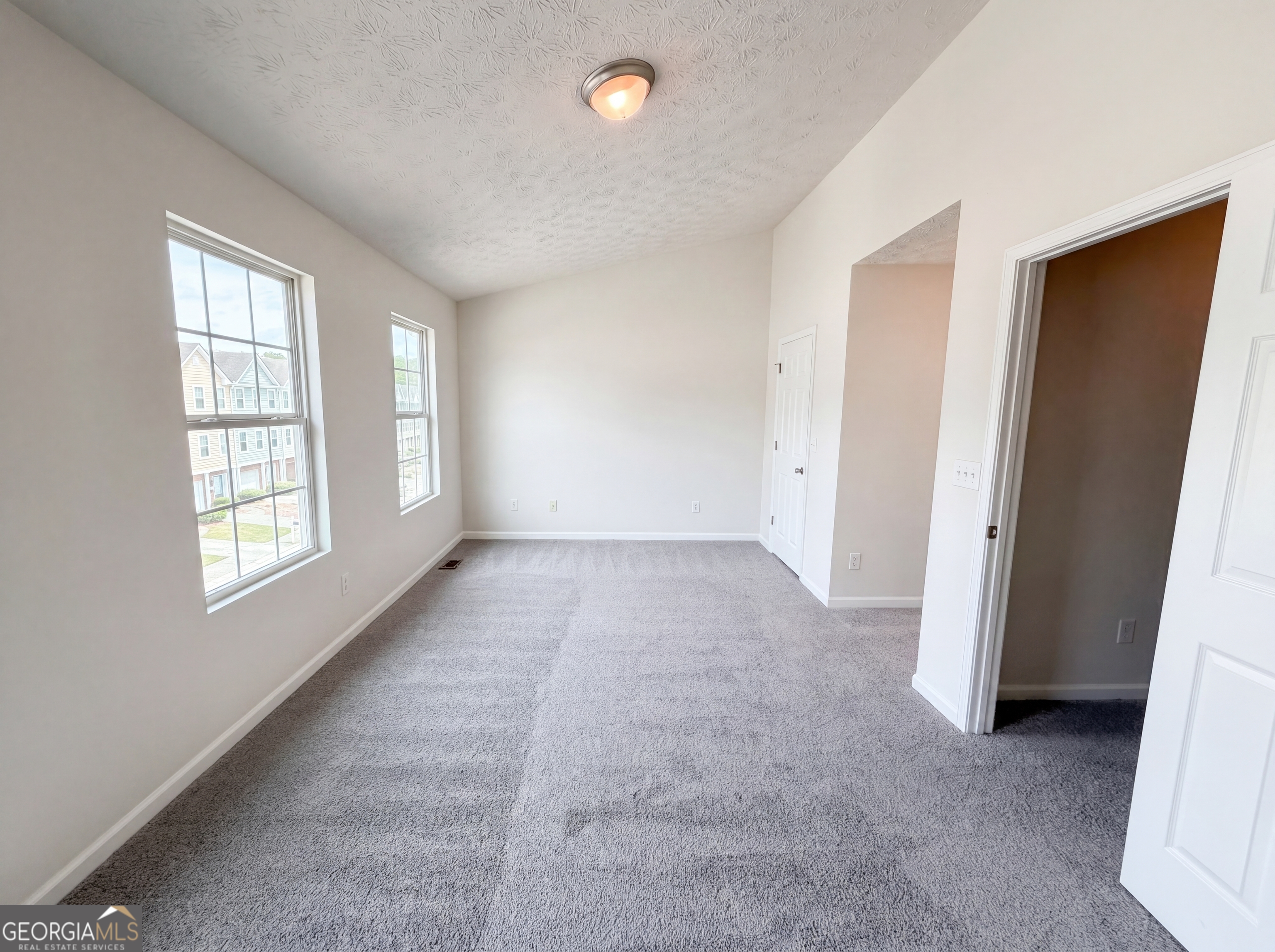 6369 Redan Square Property Photo 15