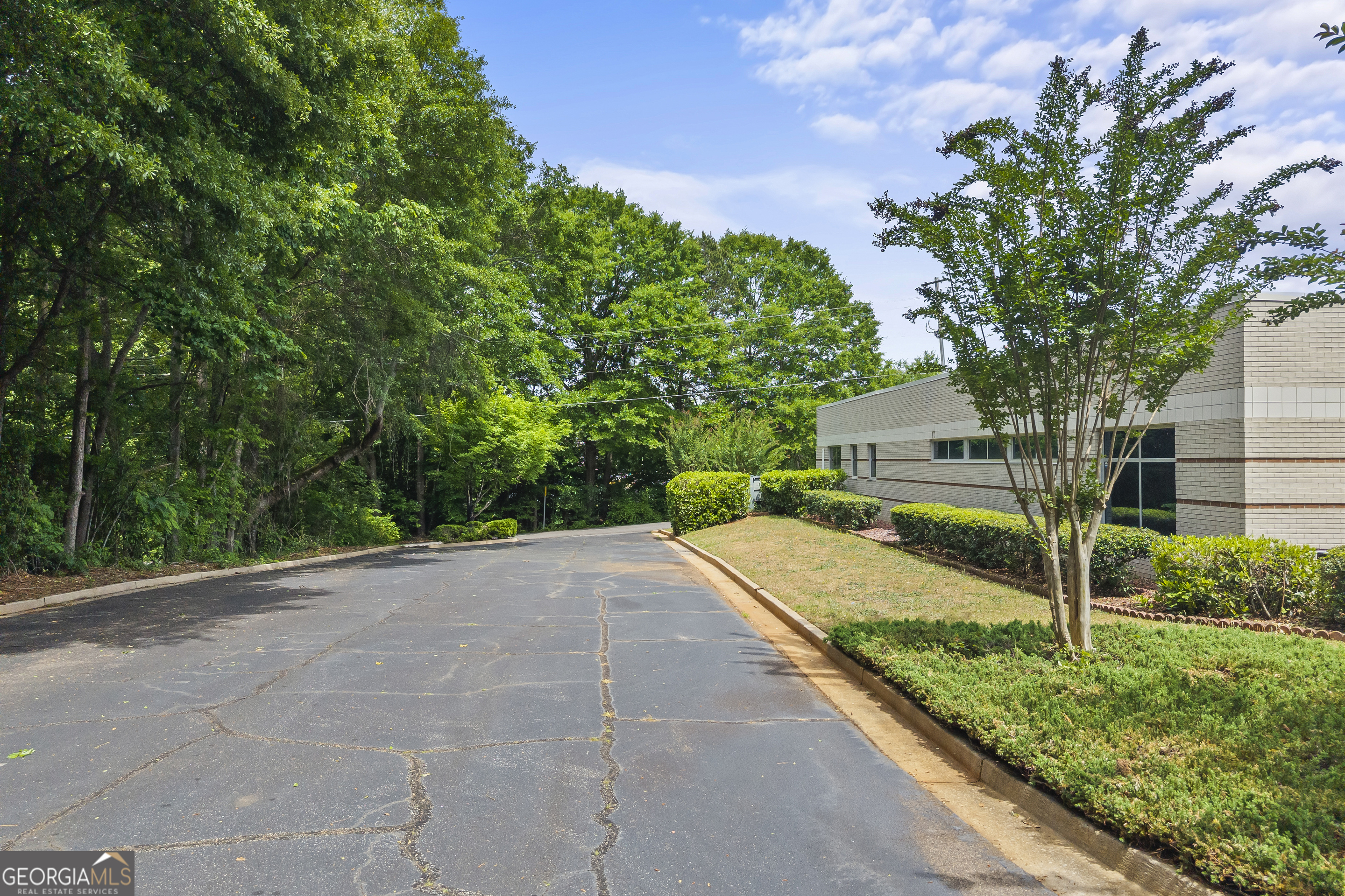 440 Hillcrest Drive # 2 Property Photo 33
