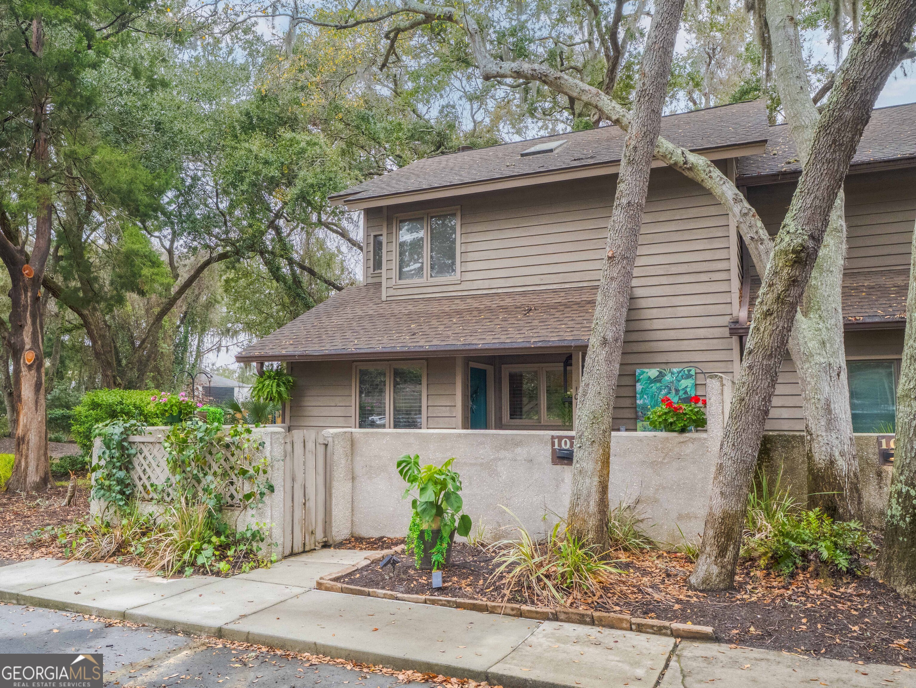 101 Barkentine Court