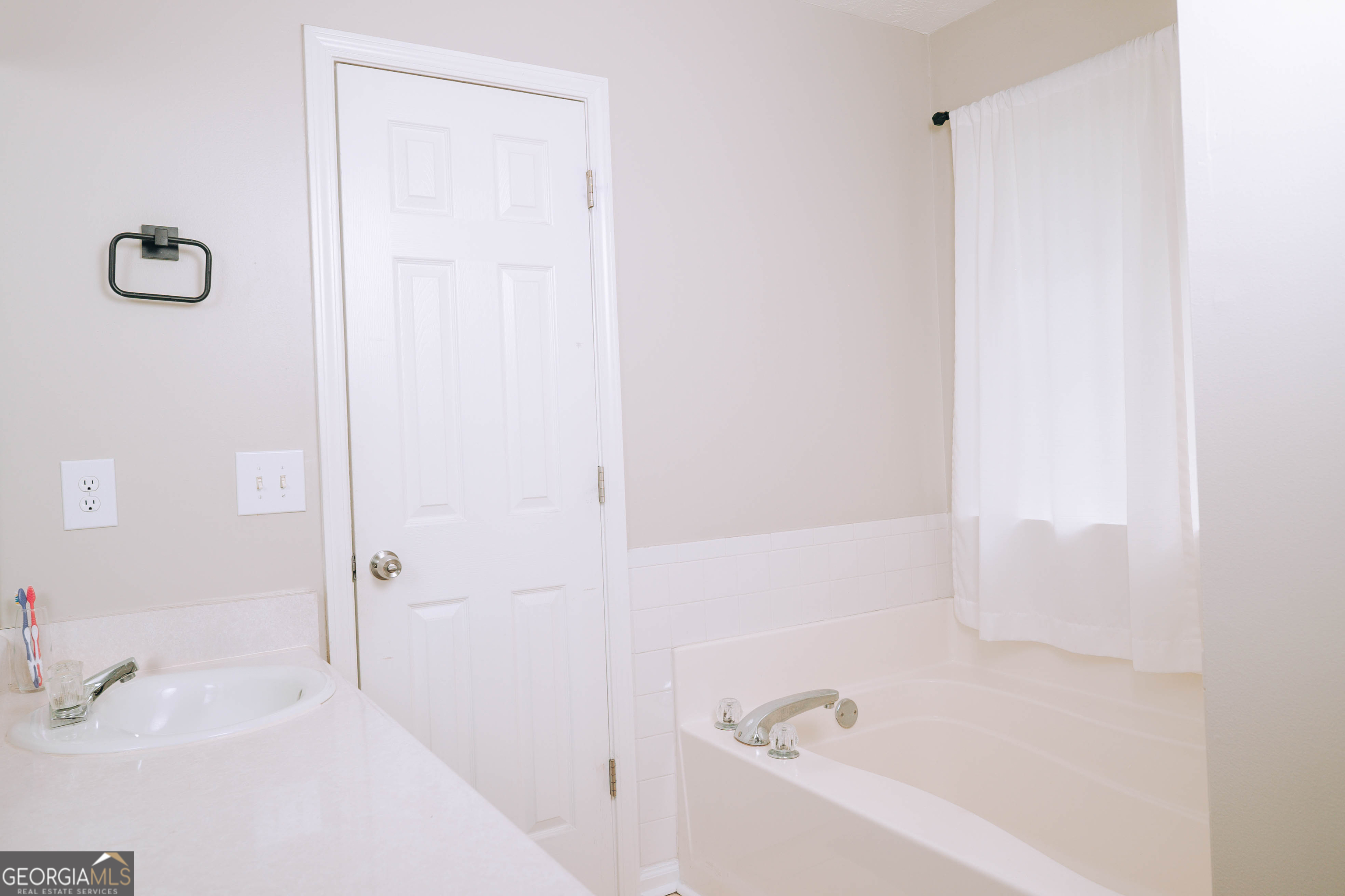 540 Mackinaw Drive Property Photo 13