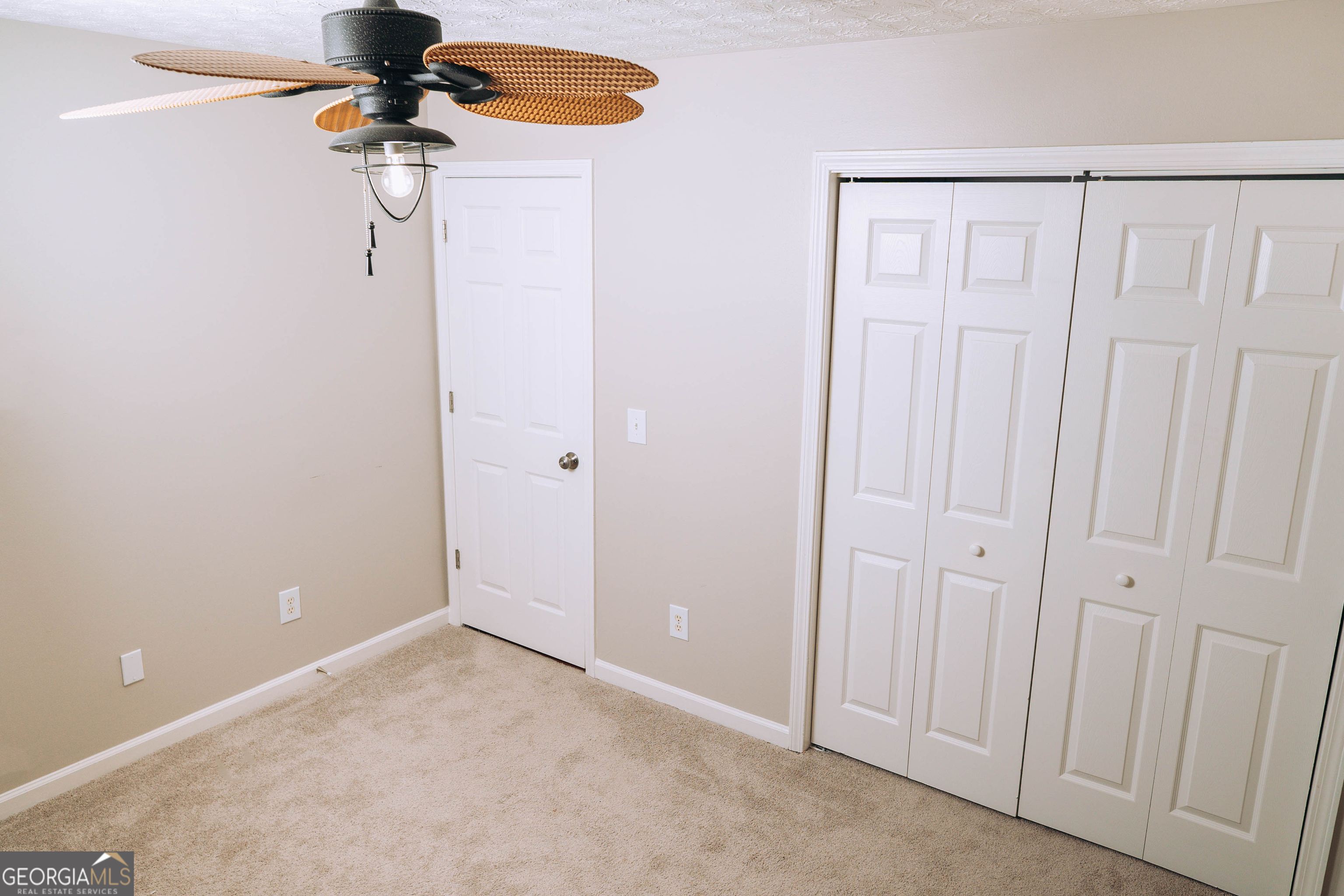 540 Mackinaw Drive Property Photo 16