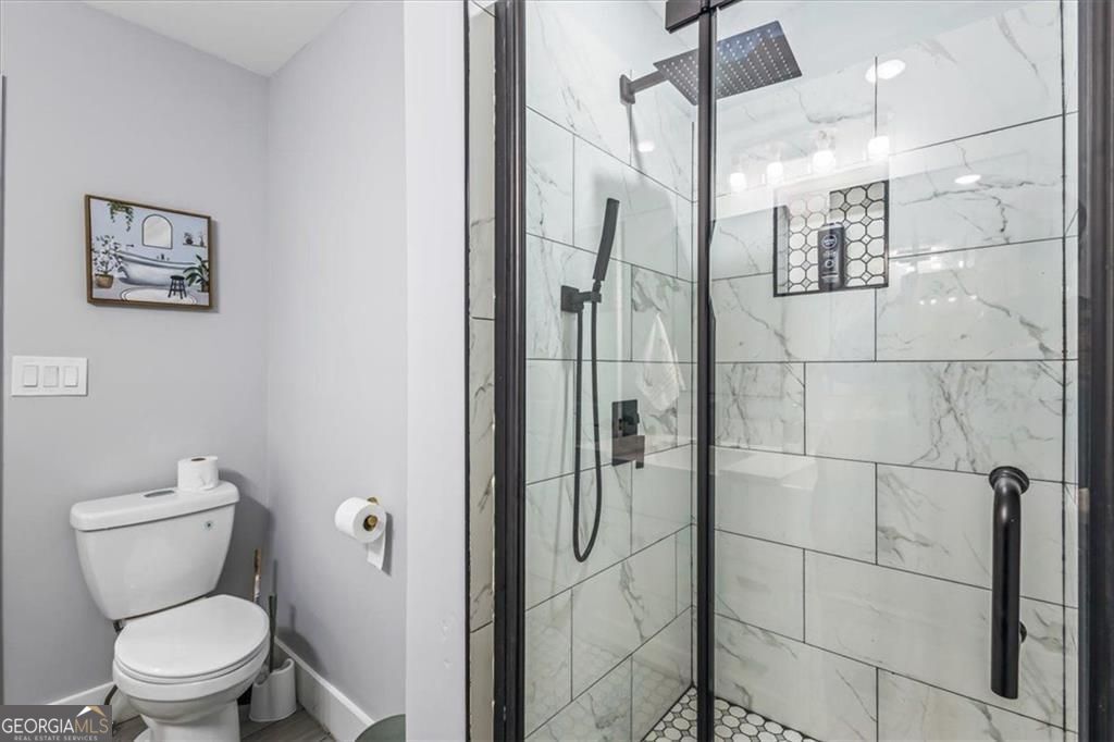 358 Roy Street Sw Property Photo 22