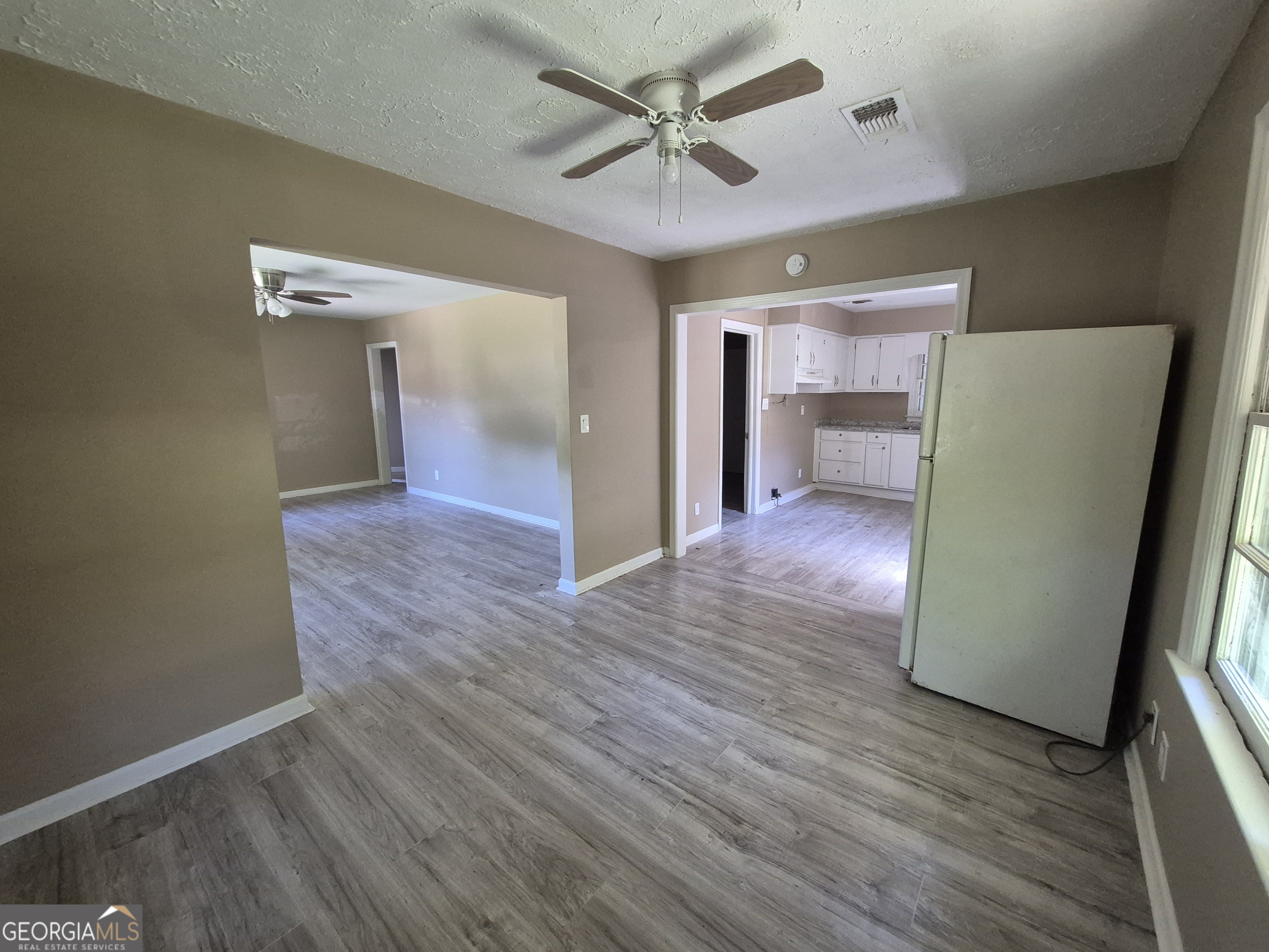 4 Lambert Drive Property Photo 7